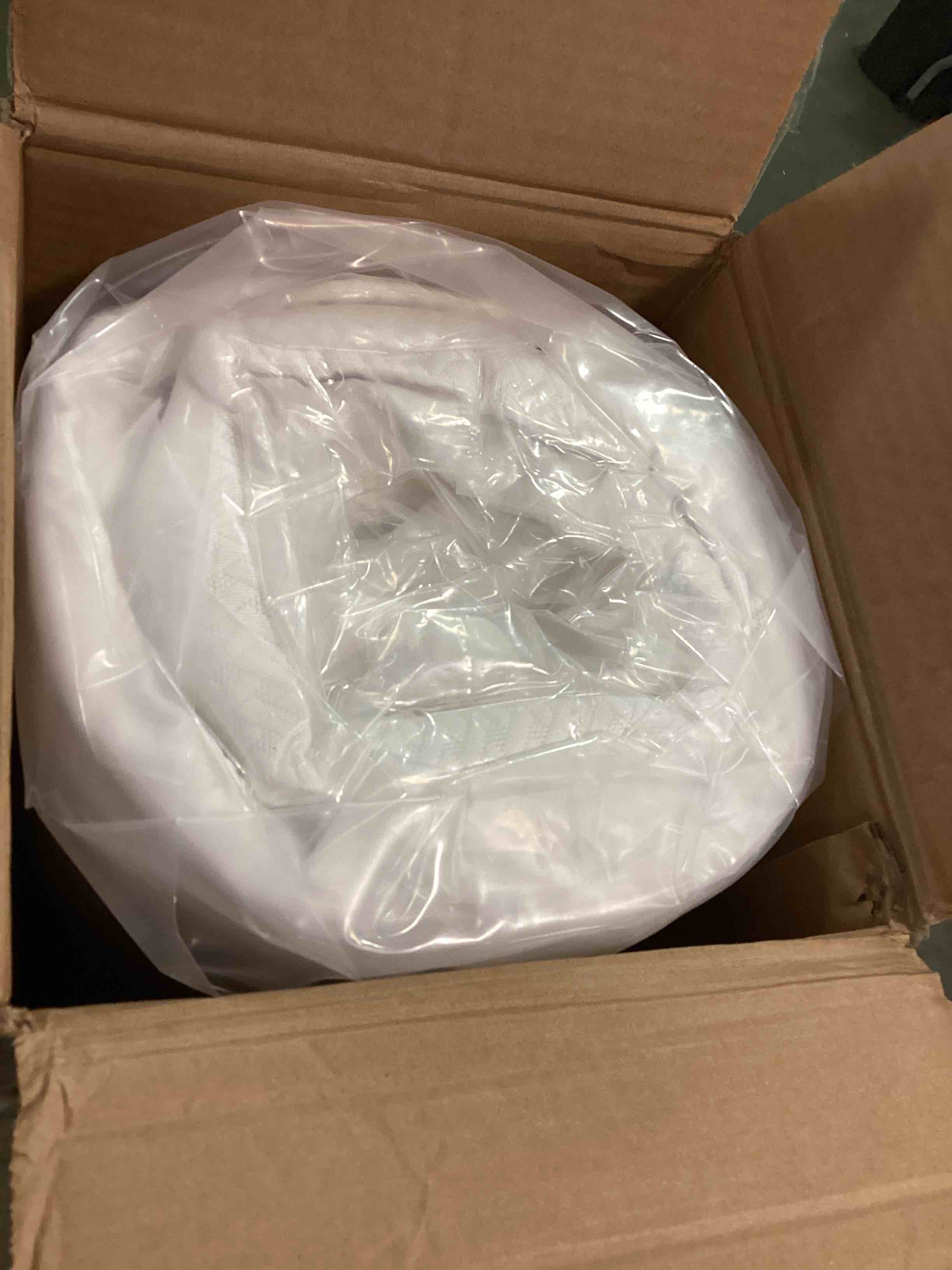 https://s3.amazonaws.com/lotting-images-prod/bidfta/PPE1479763_1733932680291.jpeg