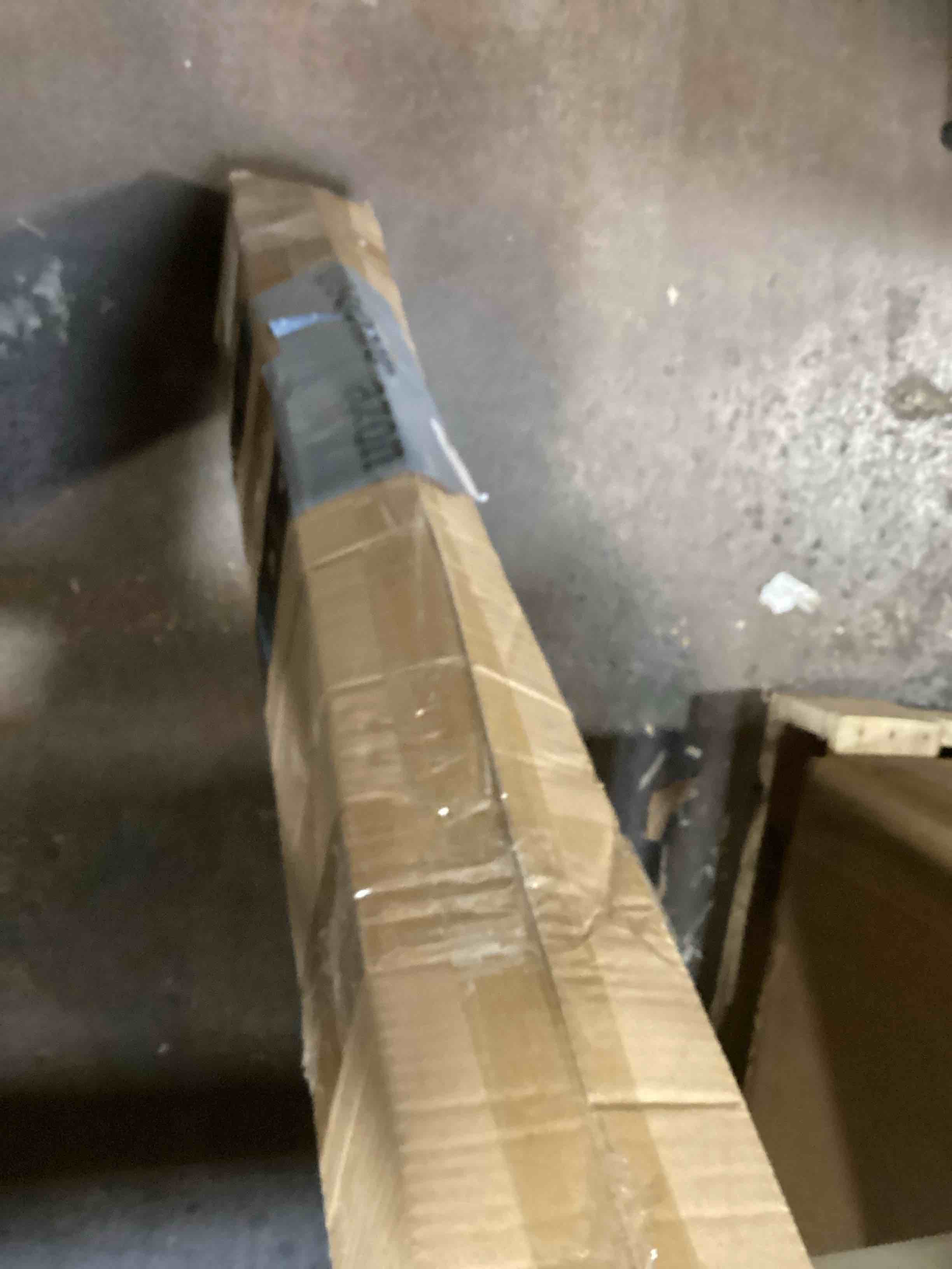 https://s3.amazonaws.com/lotting-images-prod/bidfta/PPE1480436_1731010402065.jpeg