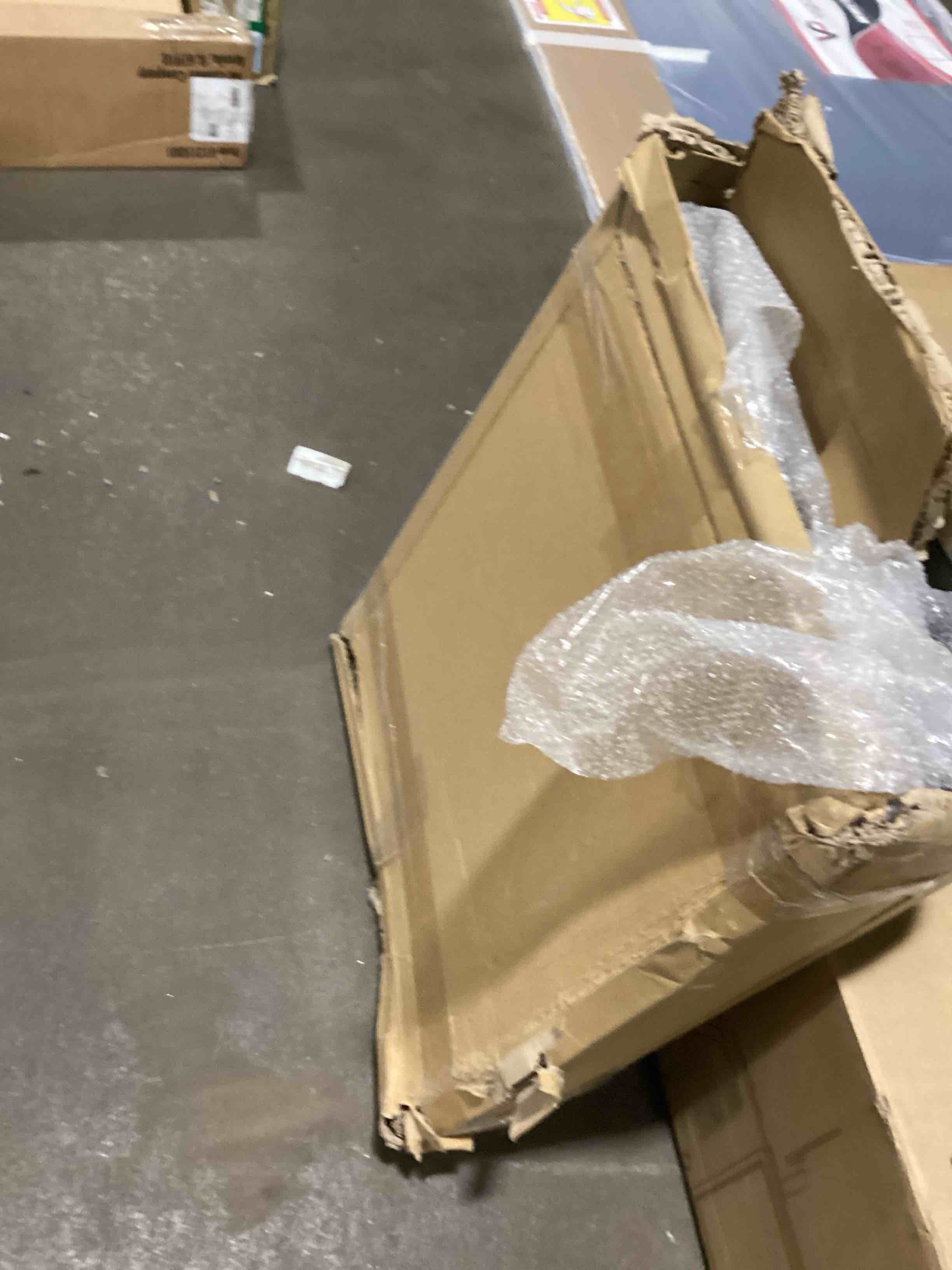 https://s3.amazonaws.com/lotting-images-prod/bidfta/PPE1481164_1731695038289.jpeg