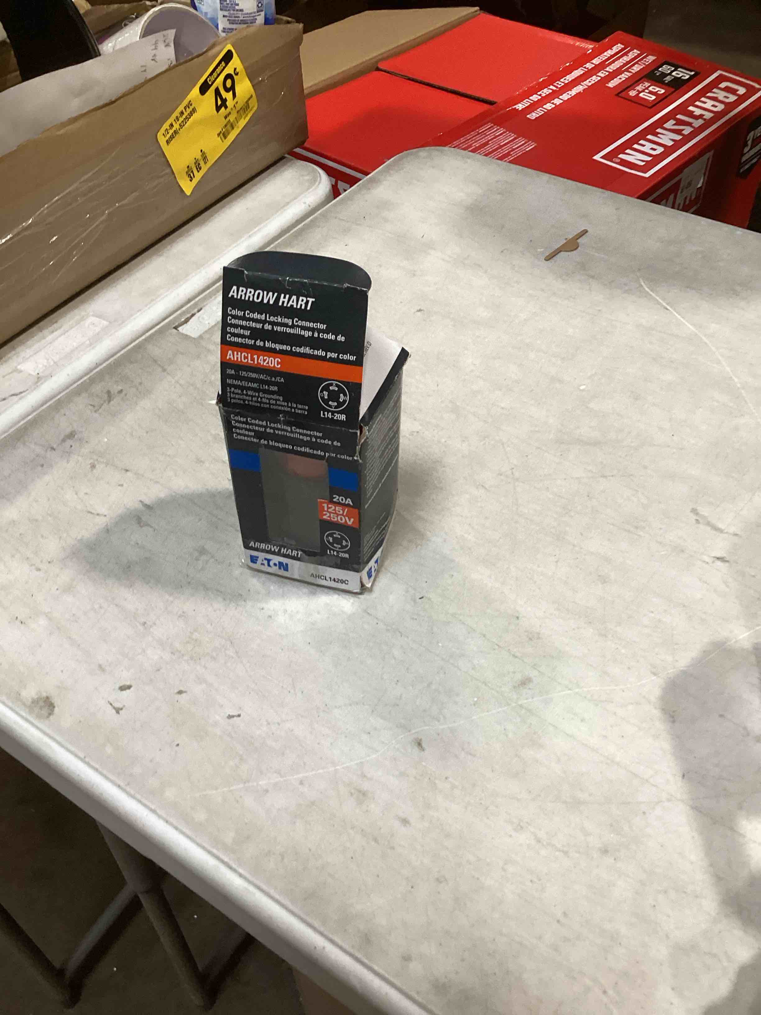 https://s3.amazonaws.com/lotting-images-prod/bidfta/PPE1481729_1736348029083.jpeg