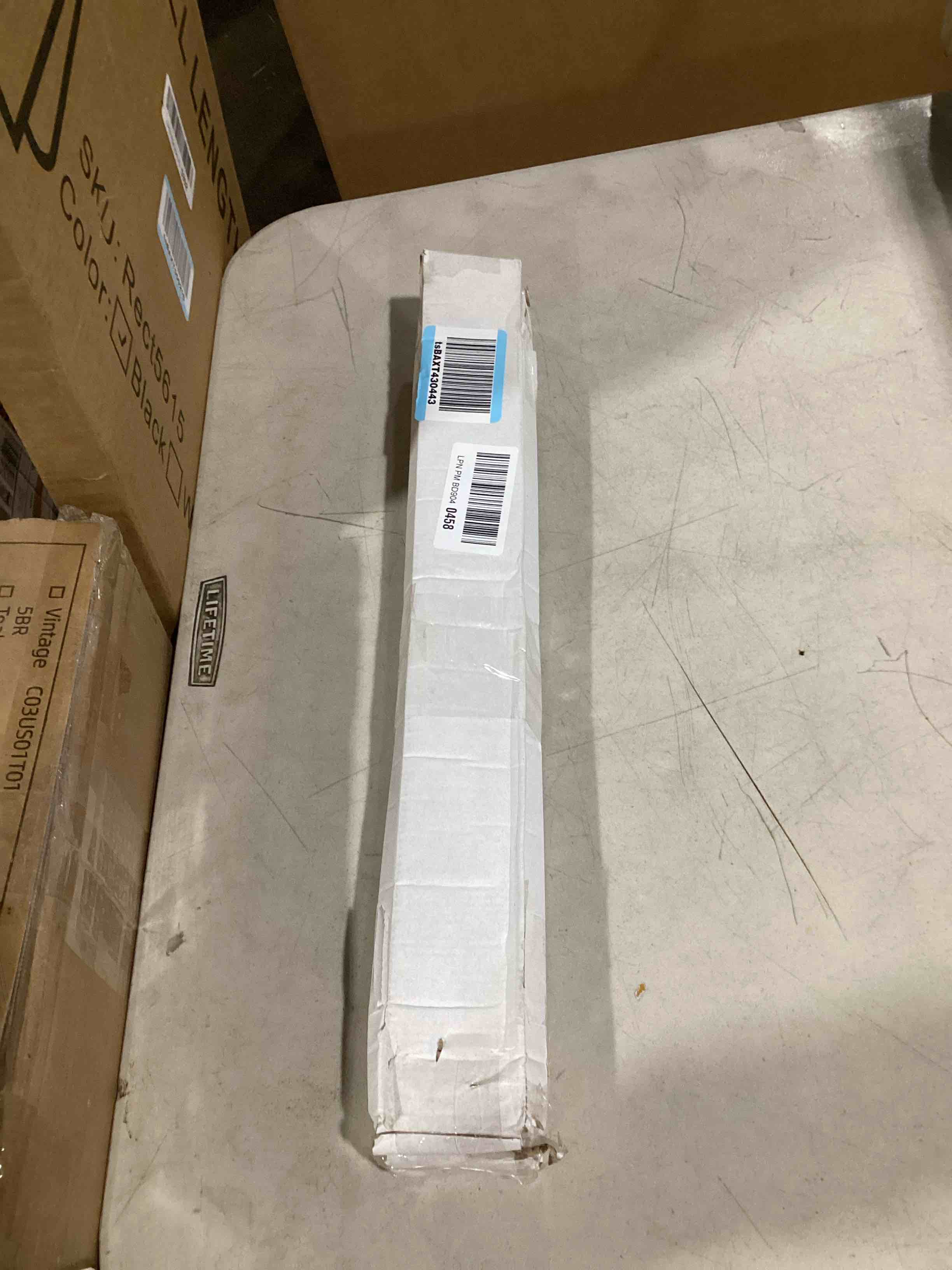 https://s3.amazonaws.com/lotting-images-prod/bidfta/PPE1482800_1732893337634.jpeg