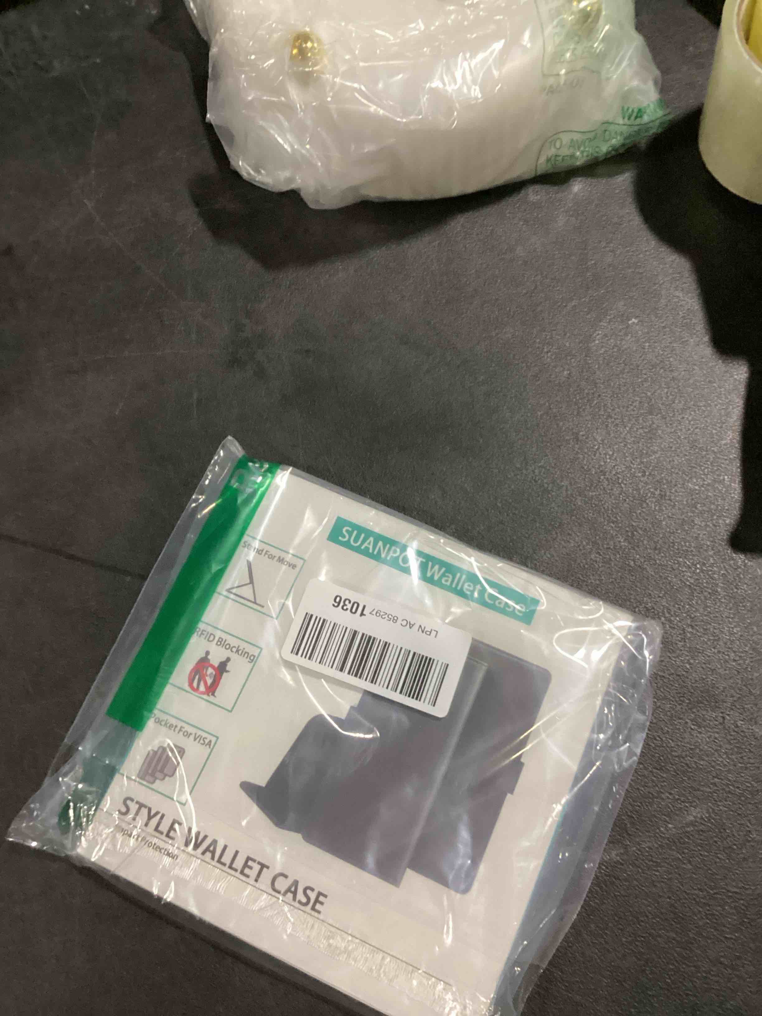 https://s3.amazonaws.com/lotting-images-prod/bidfta/PPE1484570_1731703822200.jpeg