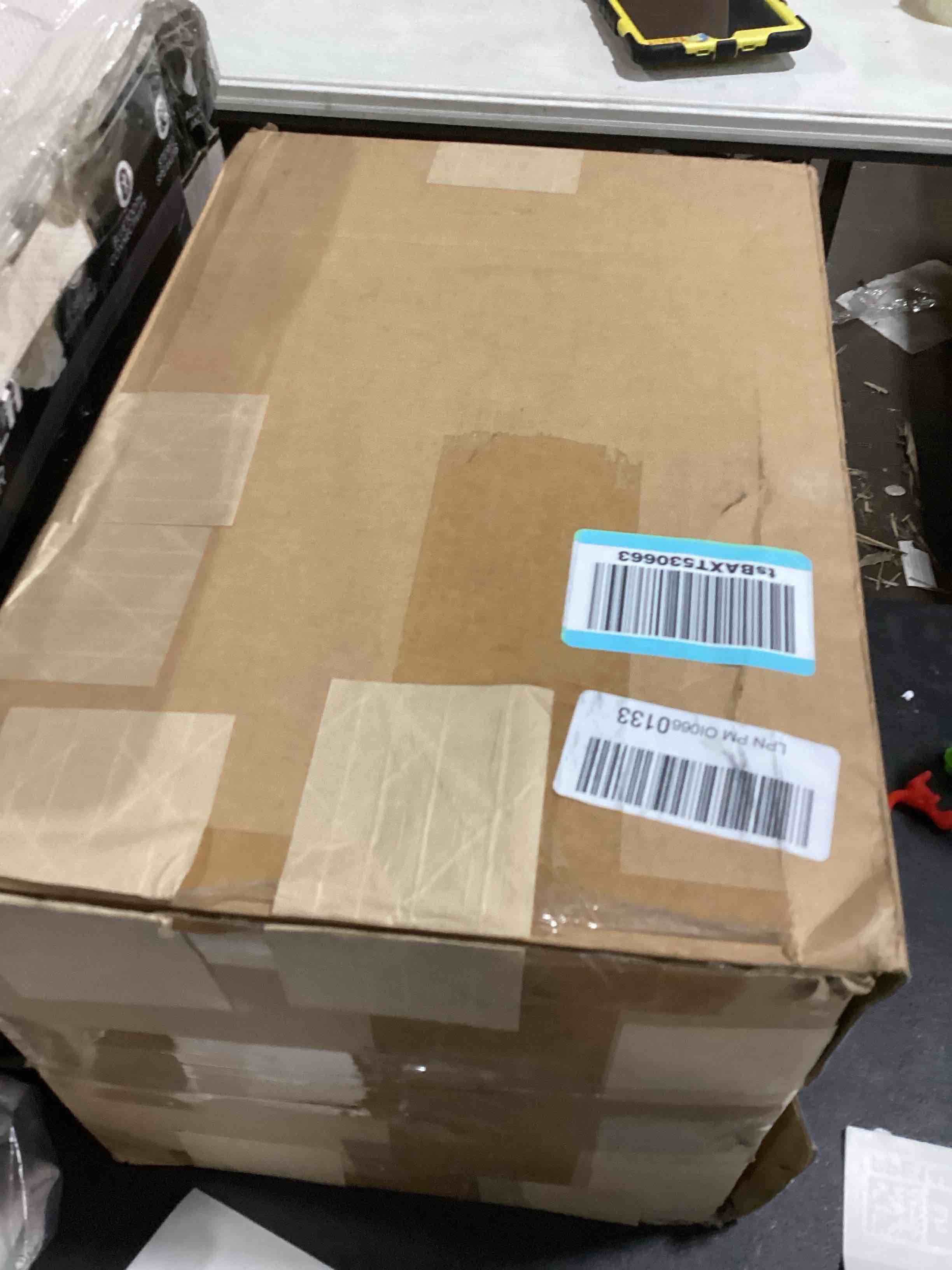 https://s3.amazonaws.com/lotting-images-prod/bidfta/PPE1485156_1732131562530.jpeg