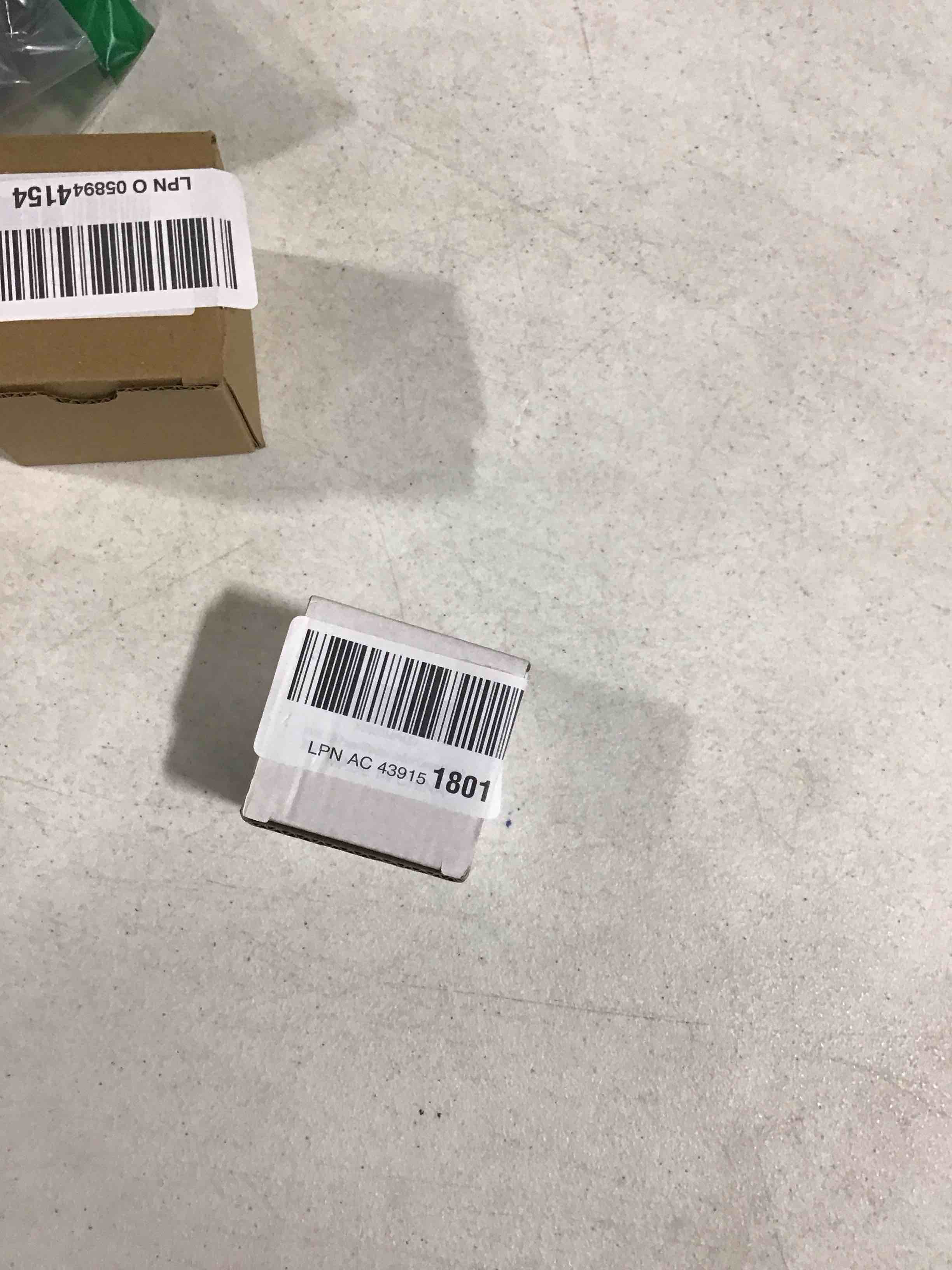 https://s3.amazonaws.com/lotting-images-prod/bidfta/PPE1486404_1731694547401.jpeg