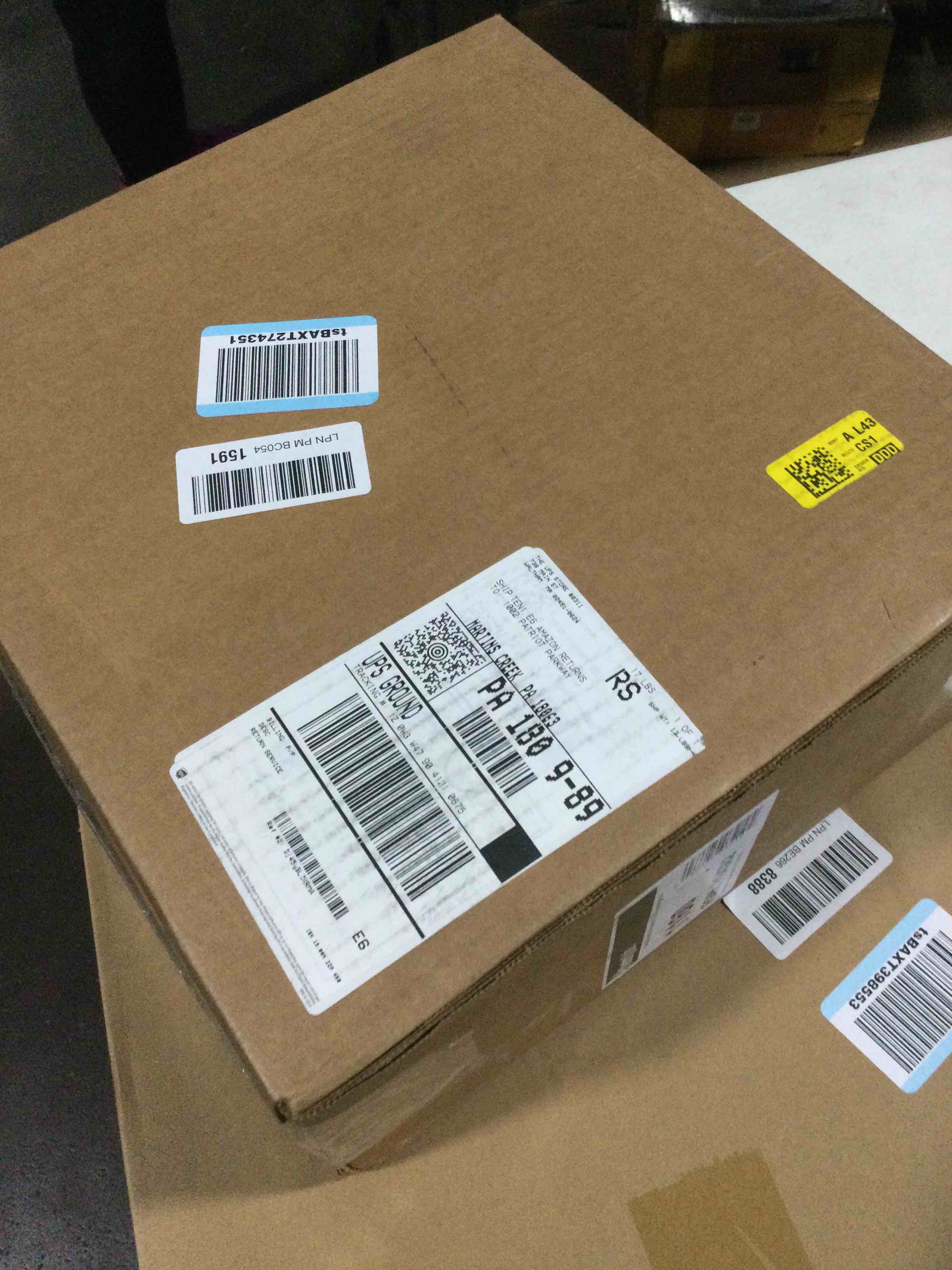 https://s3.amazonaws.com/lotting-images-prod/bidfta/PPE1486672_1731708978091.jpeg