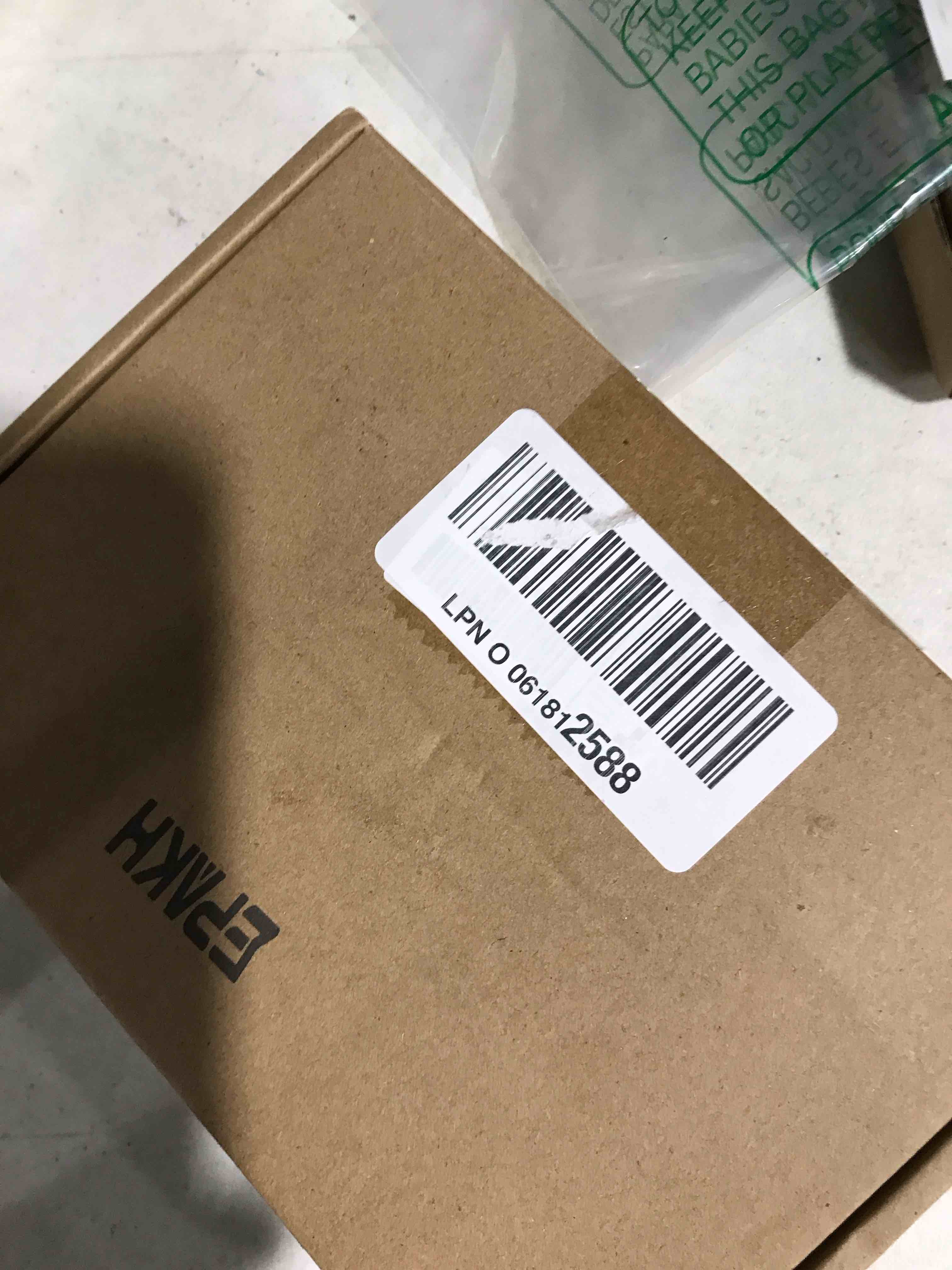 https://s3.amazonaws.com/lotting-images-prod/bidfta/PPE1487091_1731954692747.jpeg
