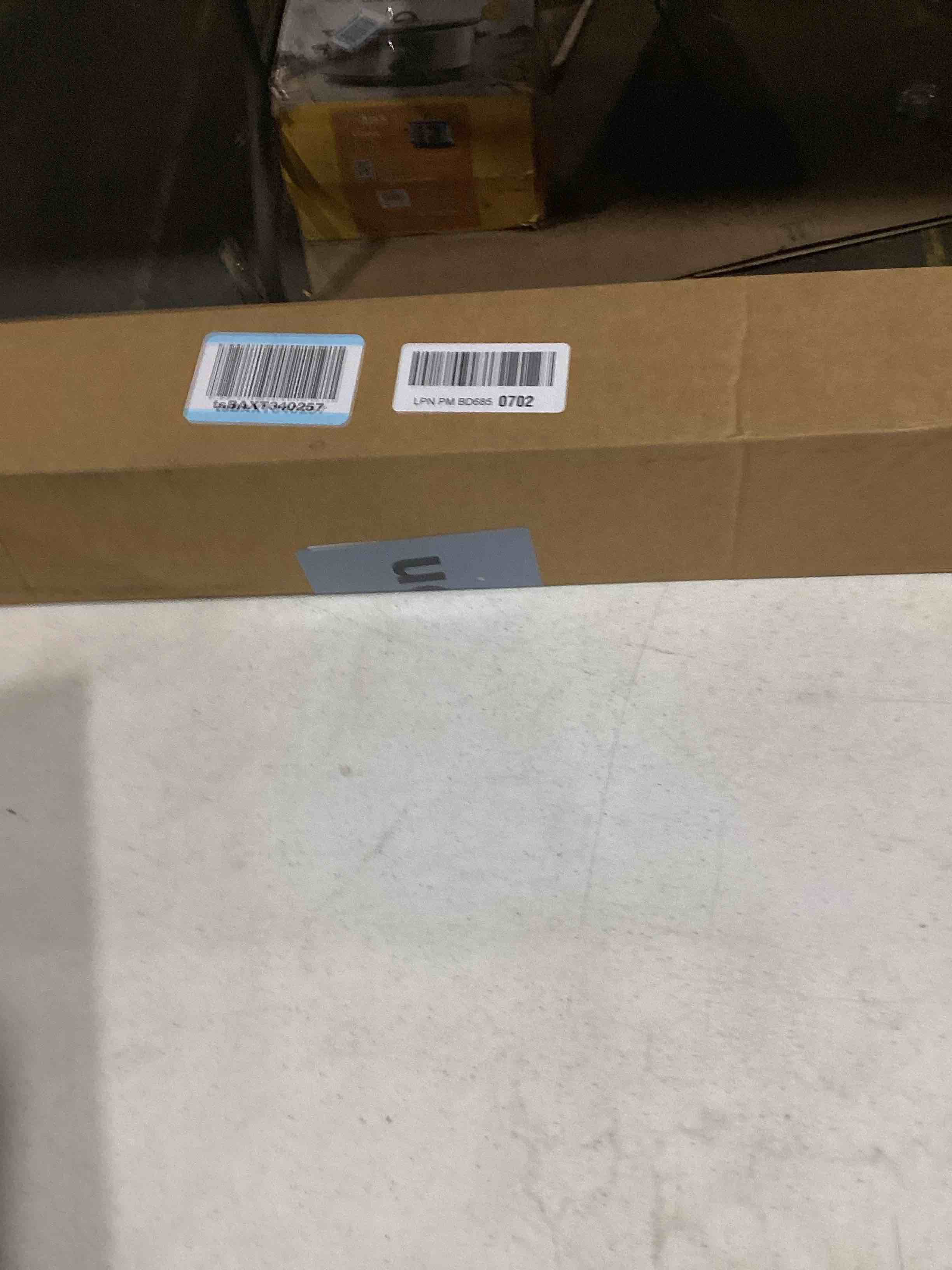 https://s3.amazonaws.com/lotting-images-prod/bidfta/PPE1488484_1732214306310.jpeg