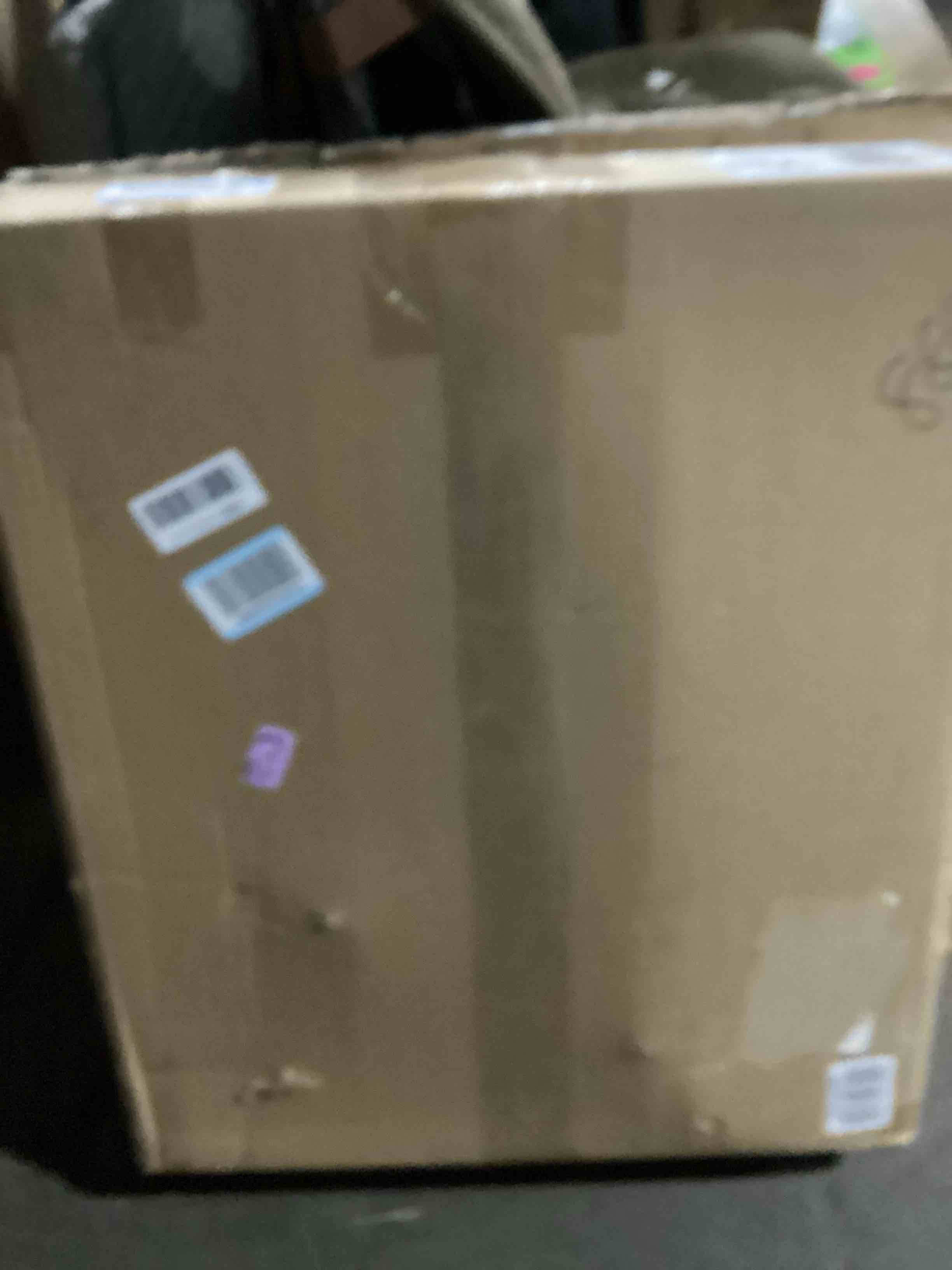 https://s3.amazonaws.com/lotting-images-prod/bidfta/PPE1489372_1732902508001.jpeg