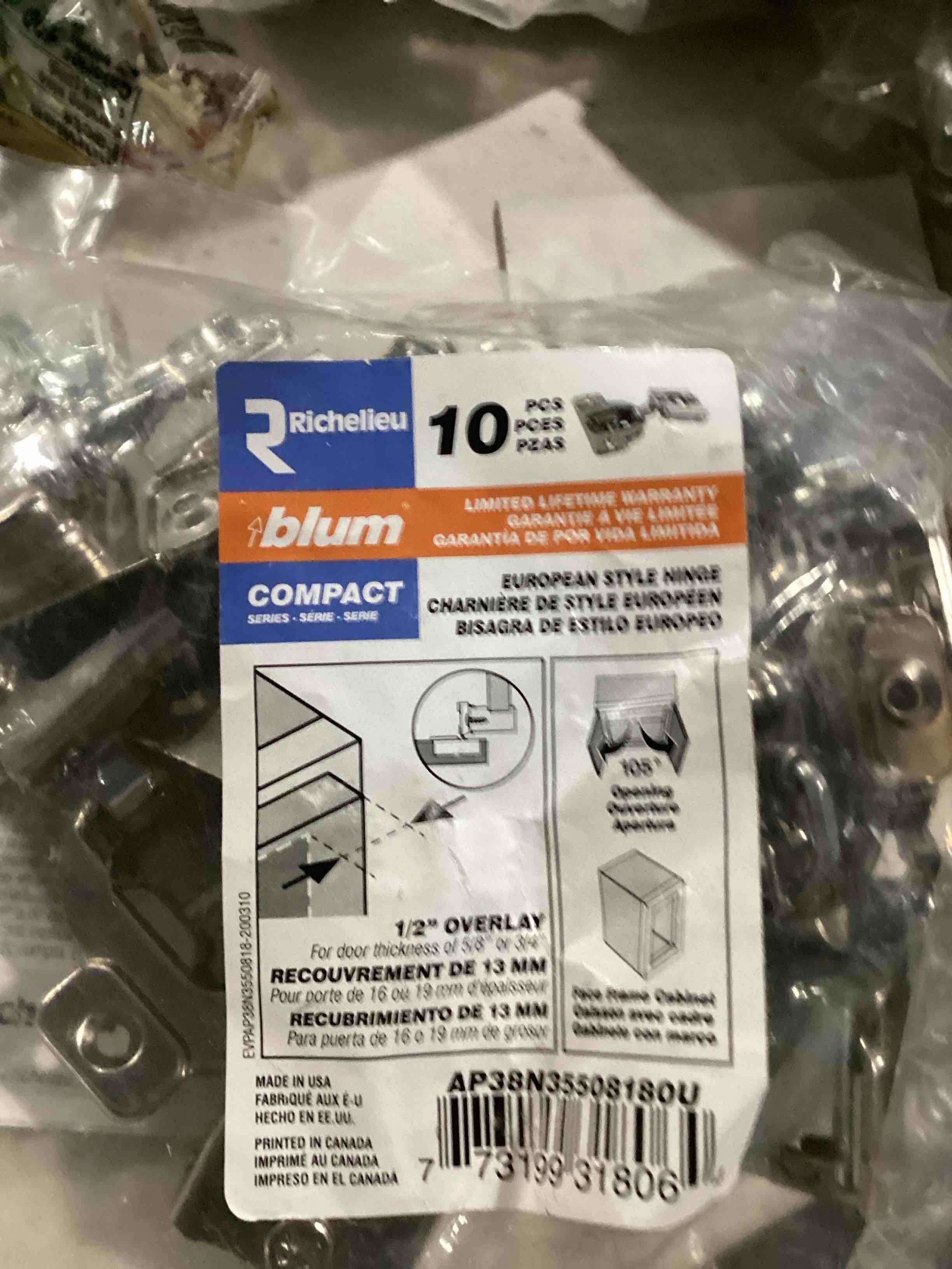 https://s3.amazonaws.com/lotting-images-prod/bidfta/PPE1490916_1733853311256.jpeg