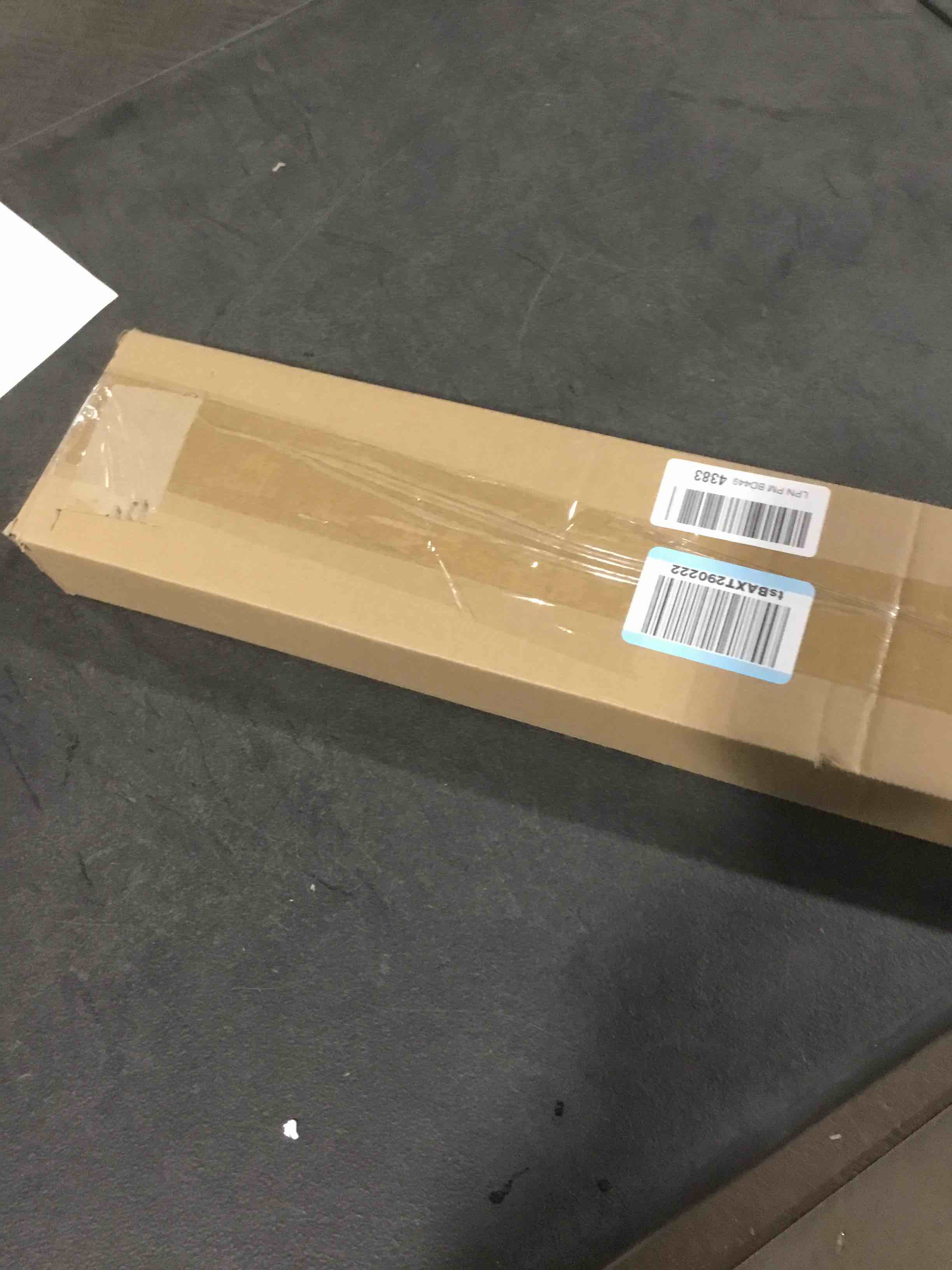 https://s3.amazonaws.com/lotting-images-prod/bidfta/PPE1492187_1737982098189.jpeg