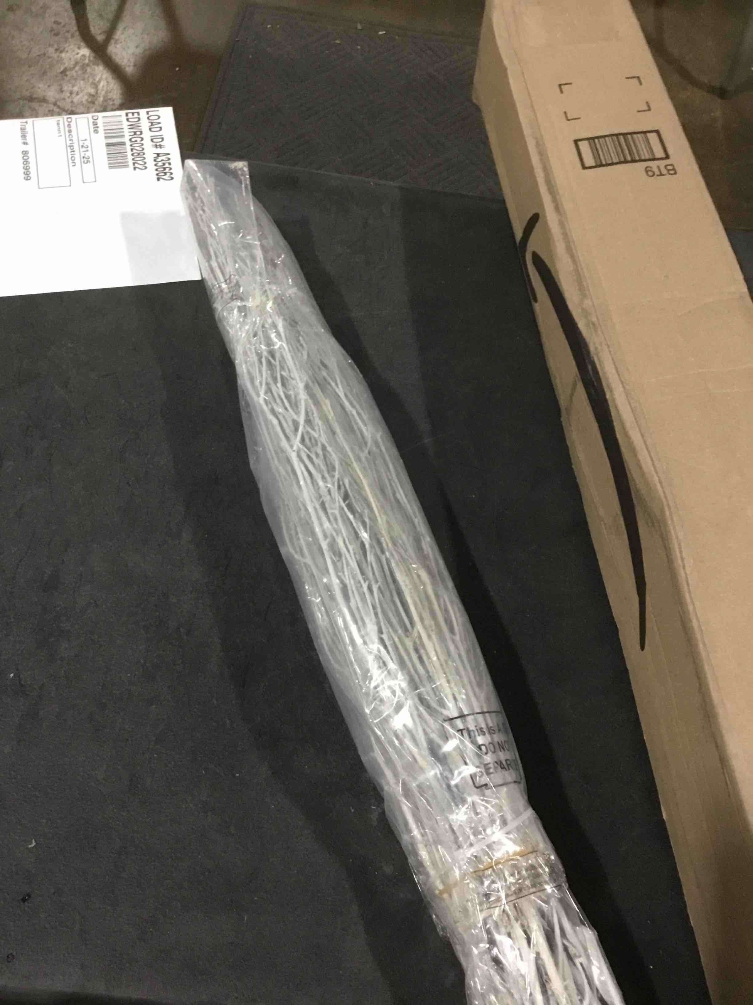 https://s3.amazonaws.com/lotting-images-prod/bidfta/PPE1492191_1737982828564.jpeg