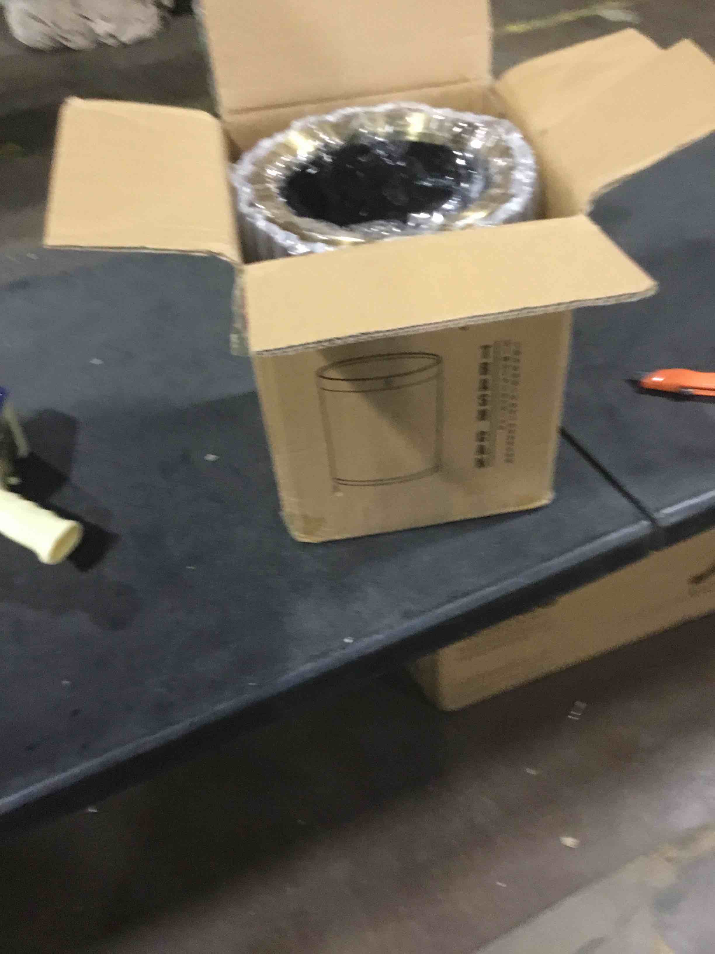 https://s3.amazonaws.com/lotting-images-prod/bidfta/PPE1492194_1737983327933.jpeg