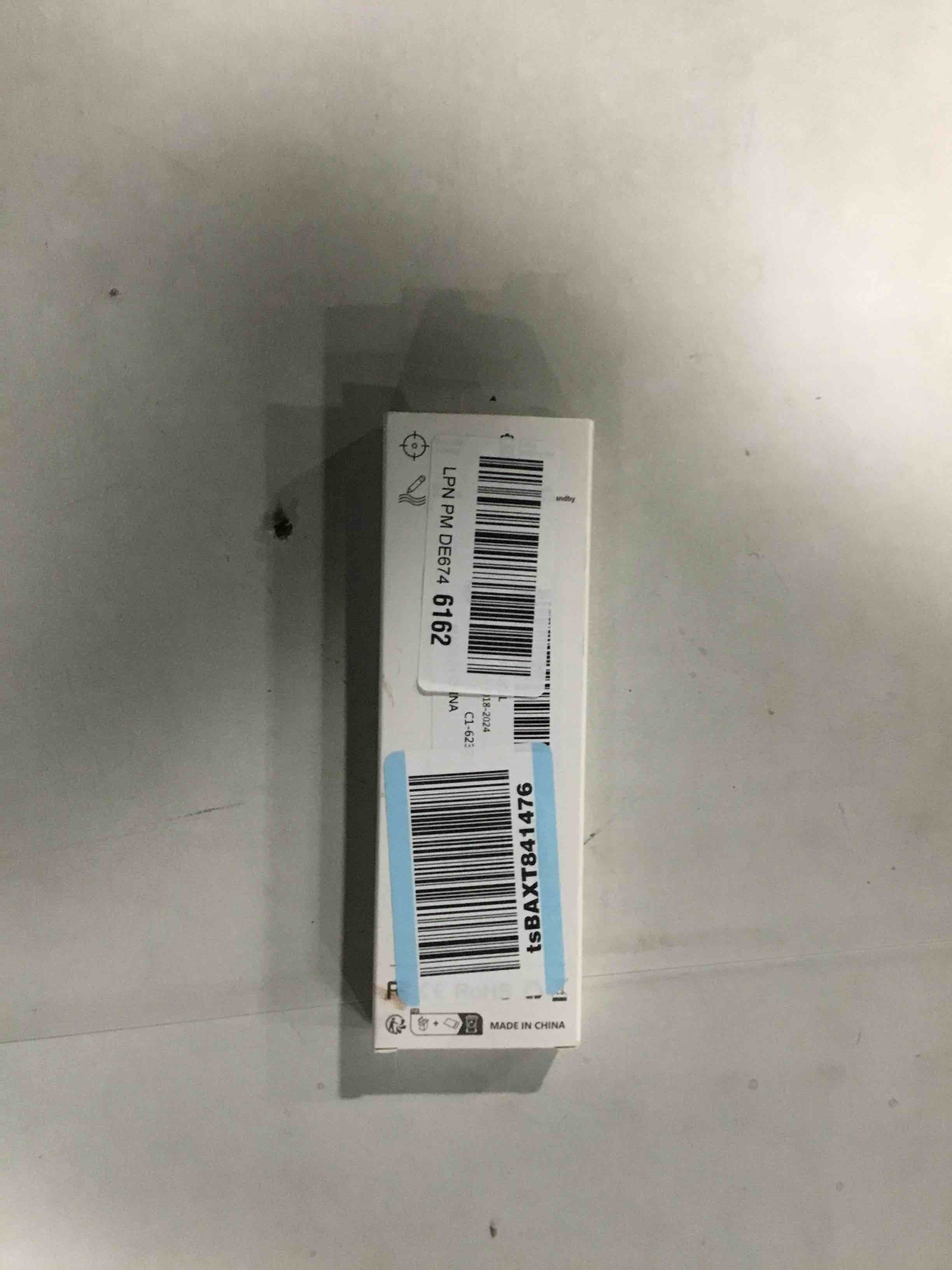 https://s3.amazonaws.com/lotting-images-prod/bidfta/PPE1492610_1738262885267.jpeg