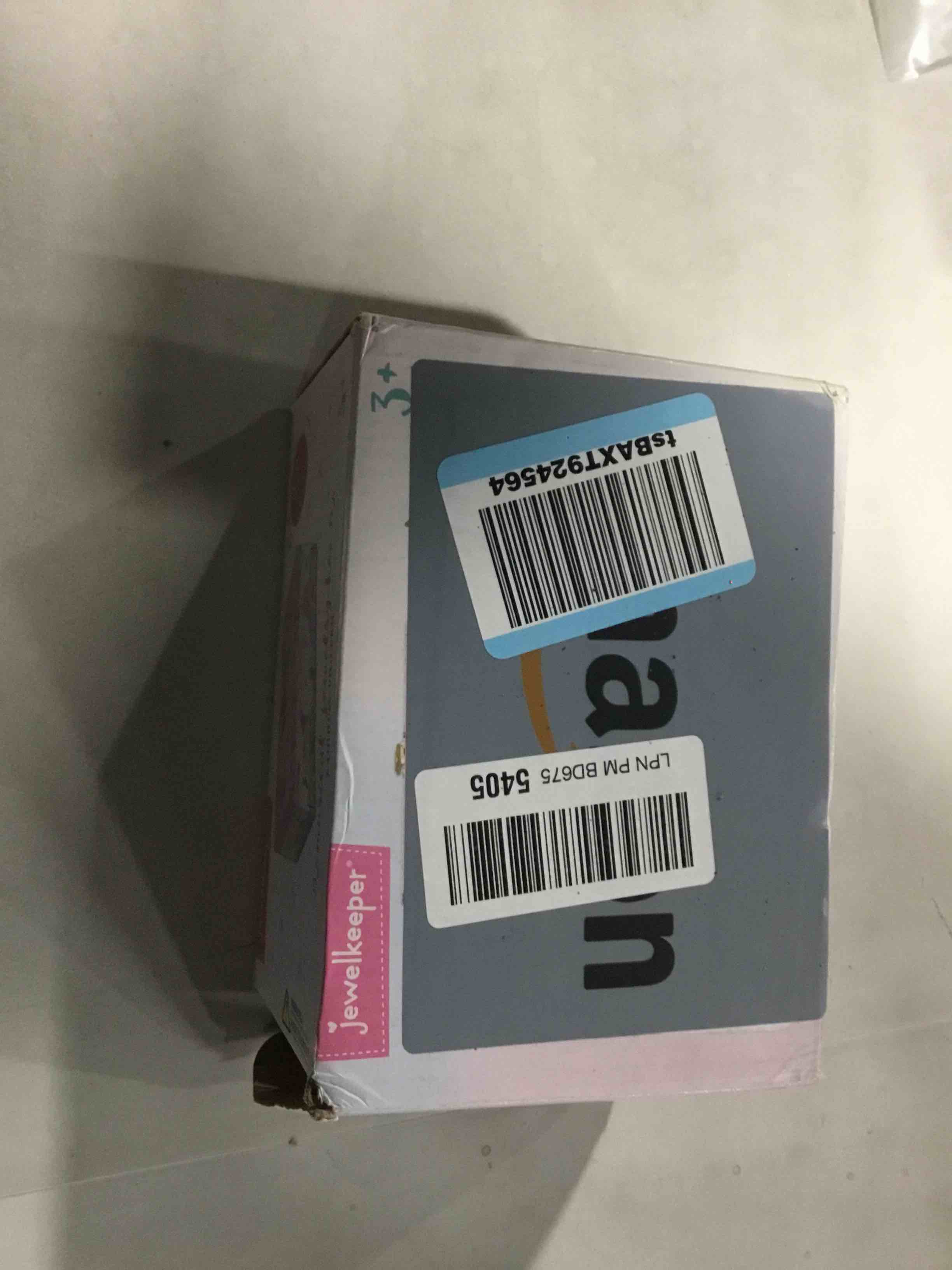 https://s3.amazonaws.com/lotting-images-prod/bidfta/PPE1492626_1738264211034.jpeg