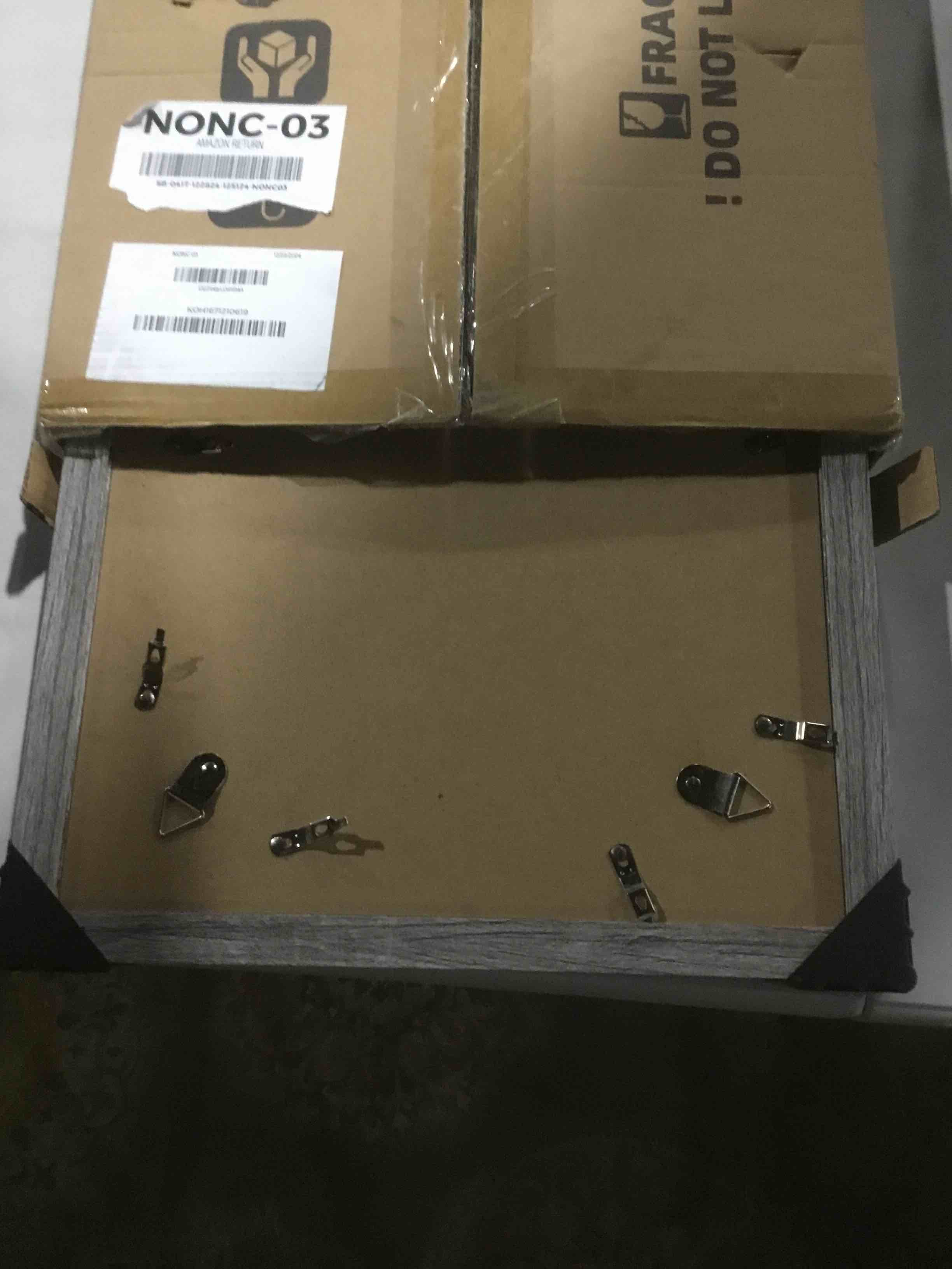 https://s3.amazonaws.com/lotting-images-prod/bidfta/PPE1492730_1738333821265.jpeg