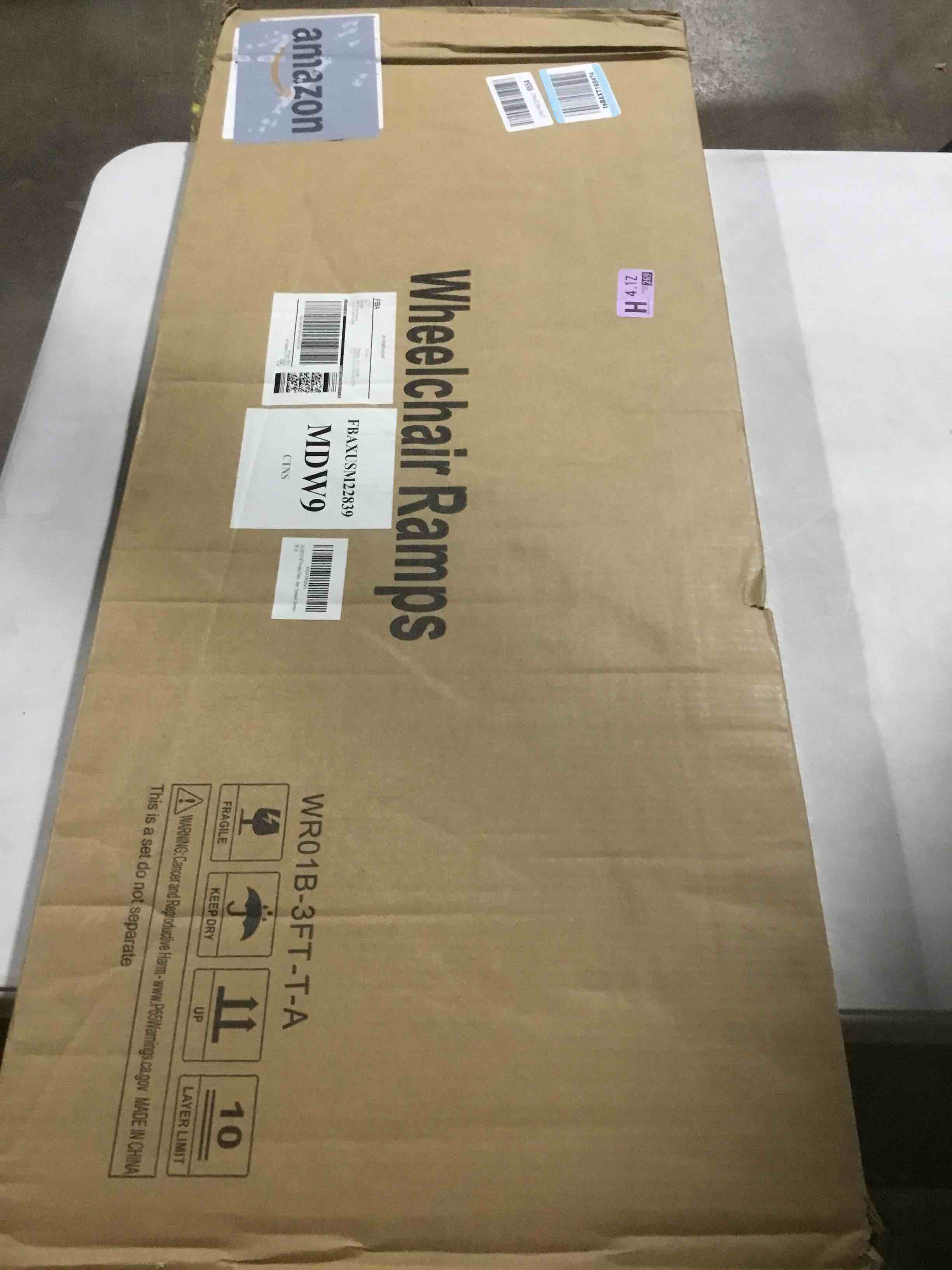 https://s3.amazonaws.com/lotting-images-prod/bidfta/PPE1492745_1738335809215.jpeg