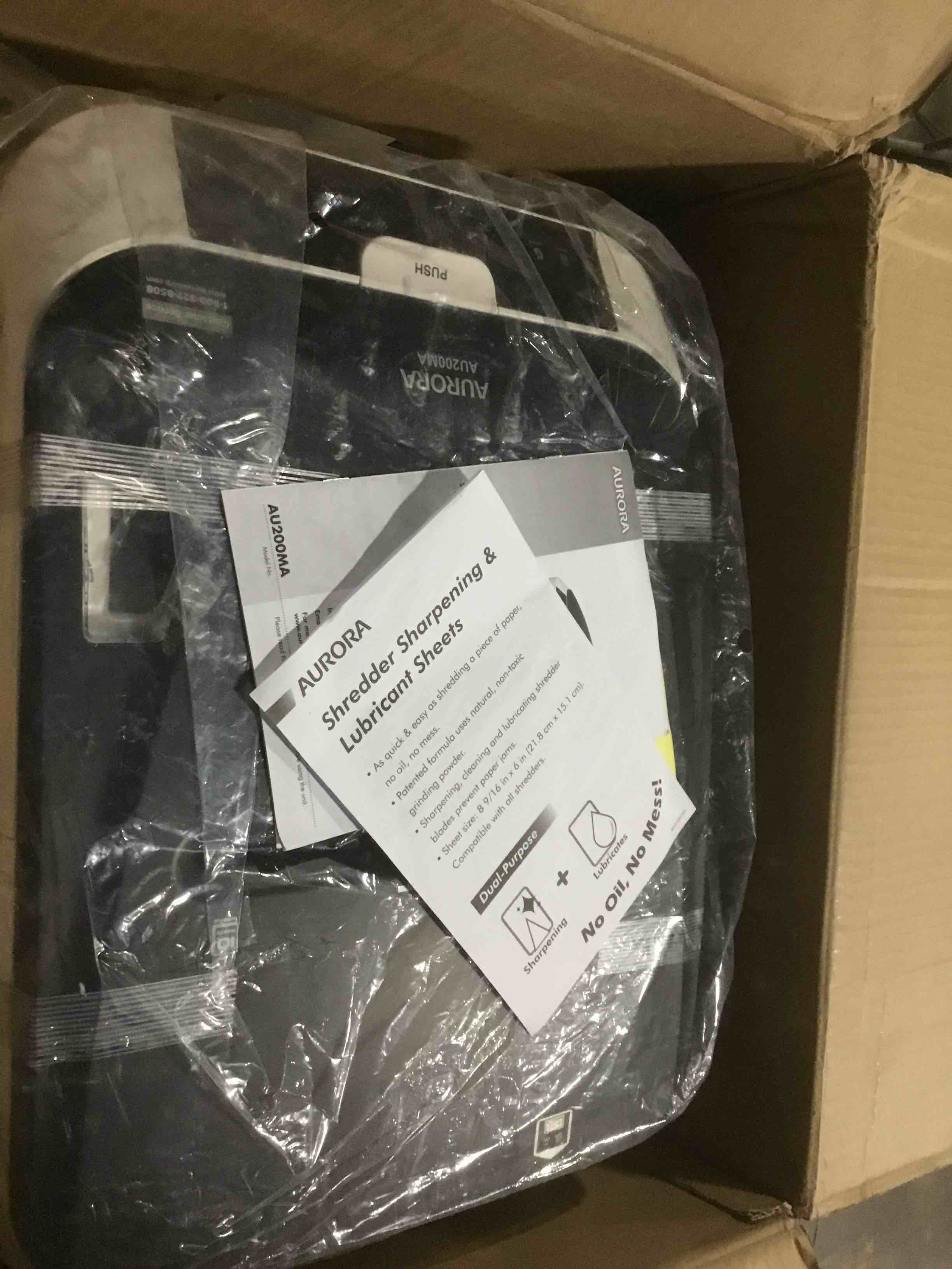 https://s3.amazonaws.com/lotting-images-prod/bidfta/PPE1492790_1738344566021.jpeg