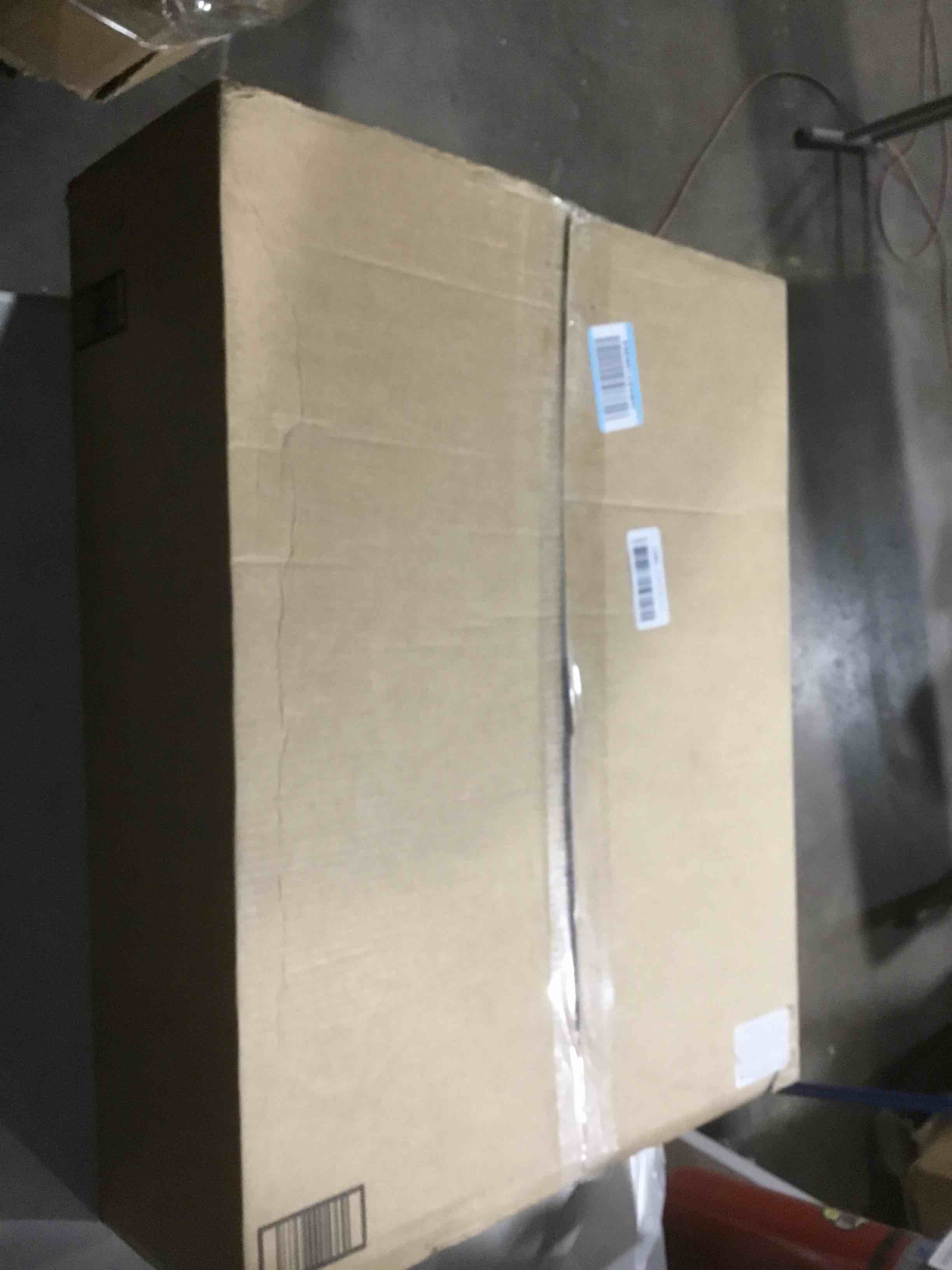 https://s3.amazonaws.com/lotting-images-prod/bidfta/PPE1492804_1738346339390.jpeg