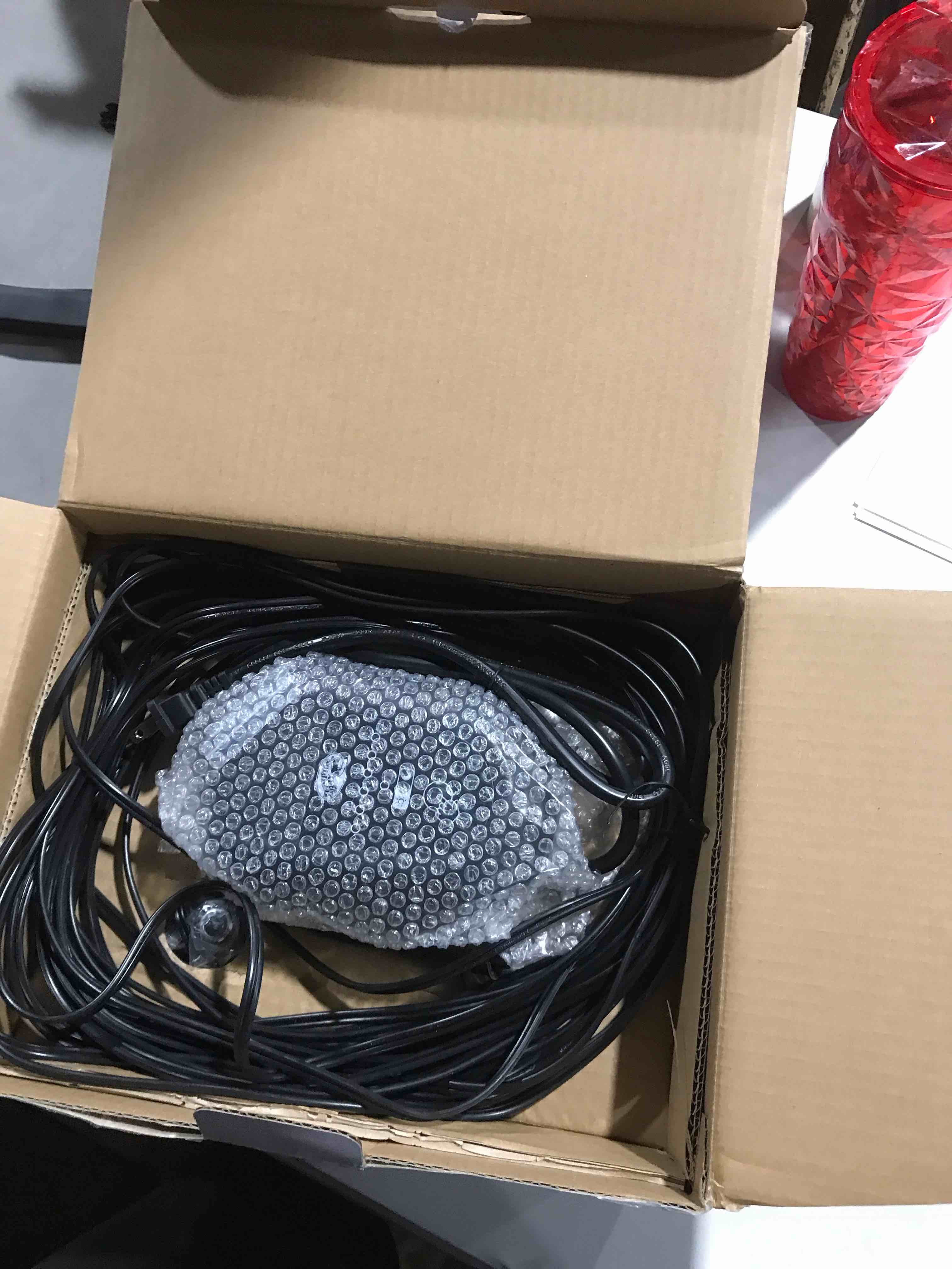 https://s3.amazonaws.com/lotting-images-prod/bidfta/PPE1493004_1738673823389.jpeg