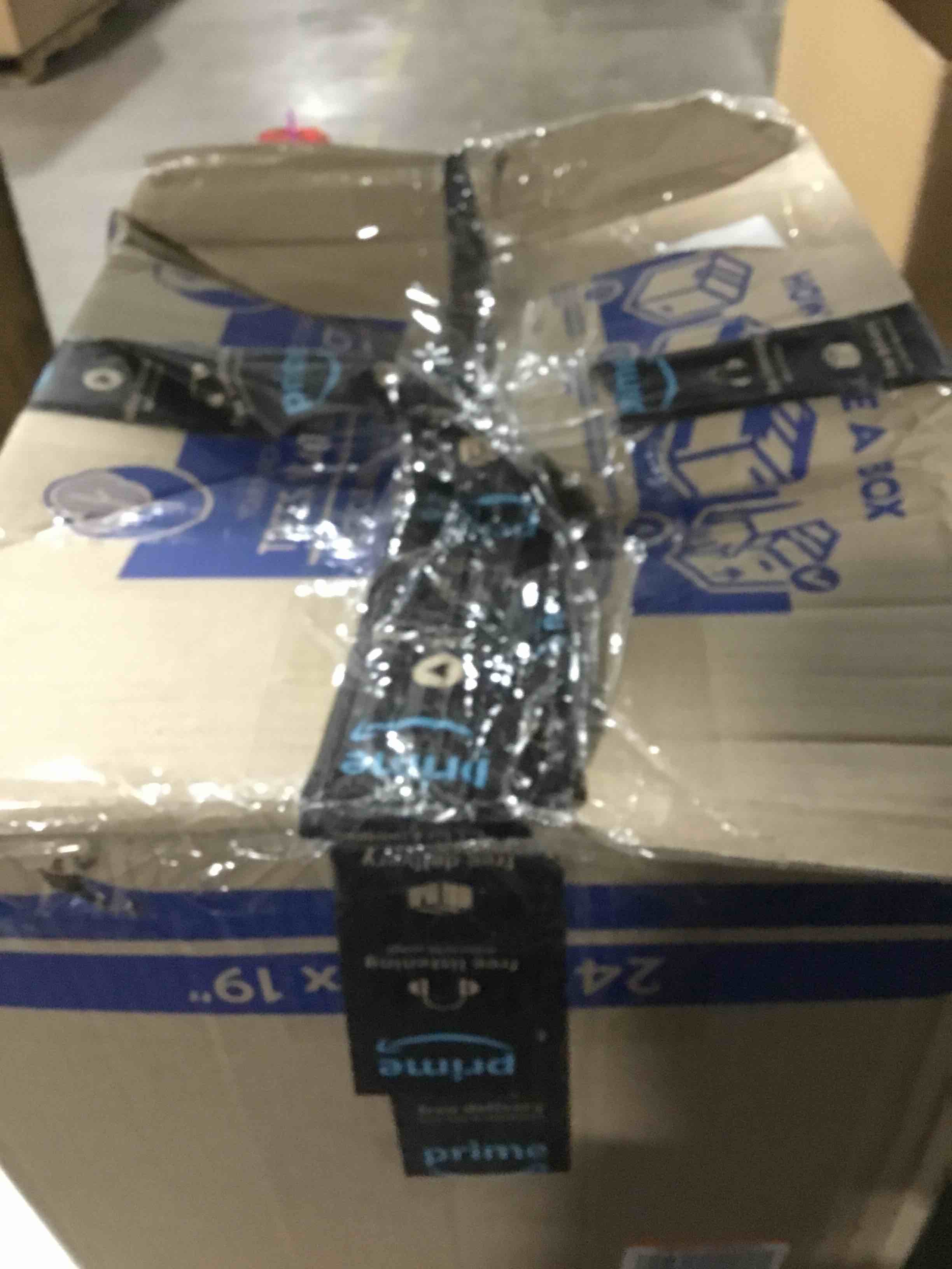 https://s3.amazonaws.com/lotting-images-prod/bidfta/PPE1493831_1739372023157.jpeg