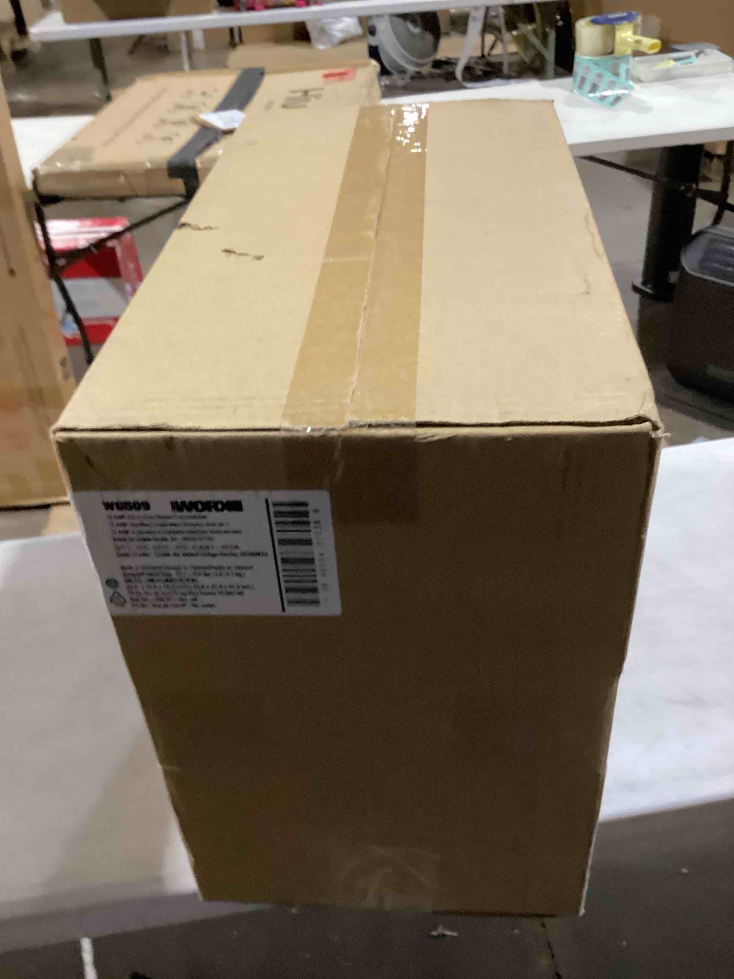 https://s3.amazonaws.com/lotting-images-prod/bidfta/PPE1495151_1732639995221.jpeg