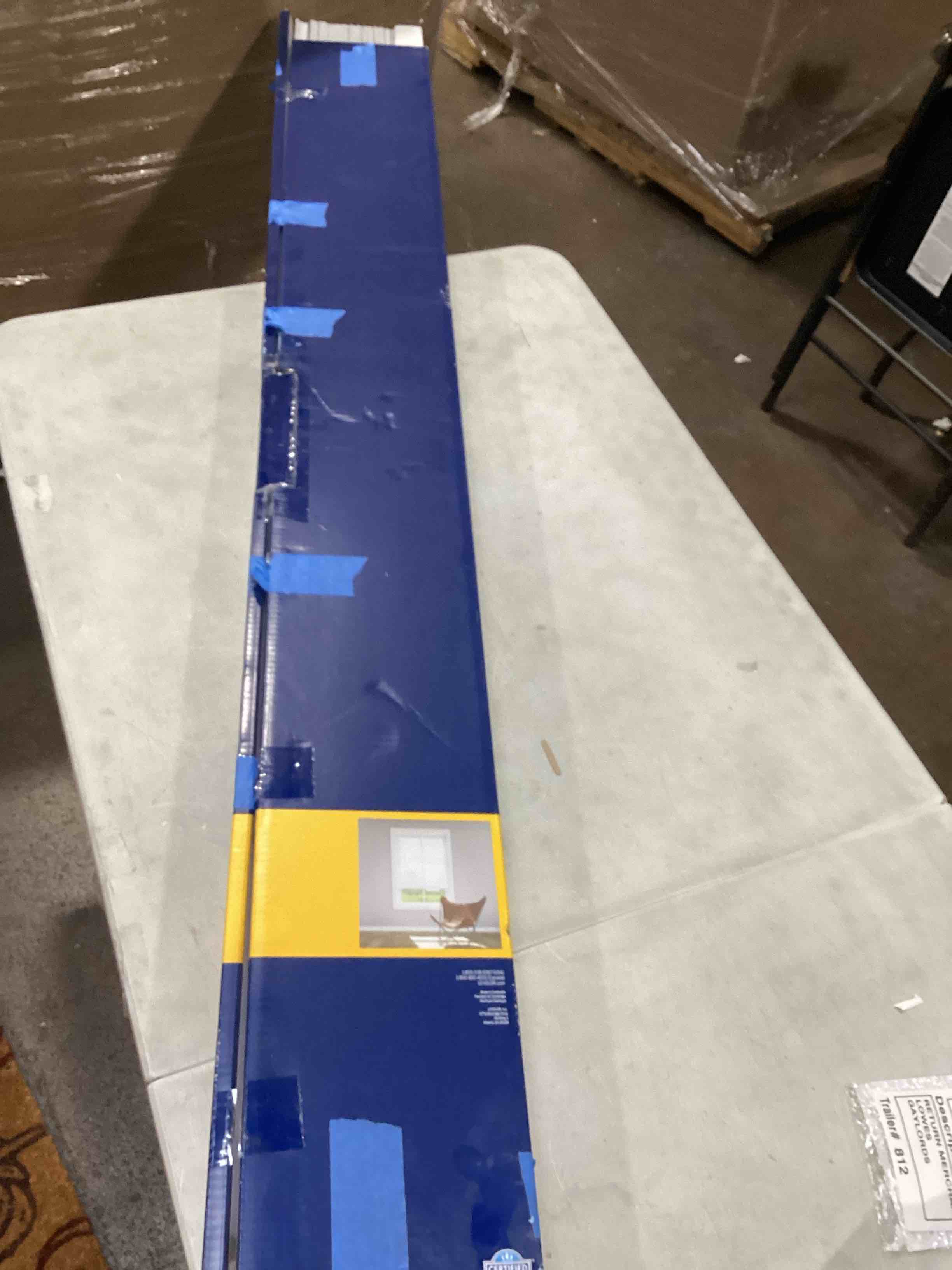 Levolor 2-in Slat Width 72" x 72" Cordless White Faux Wood Room Darkening Blinds**** broke top right corner****