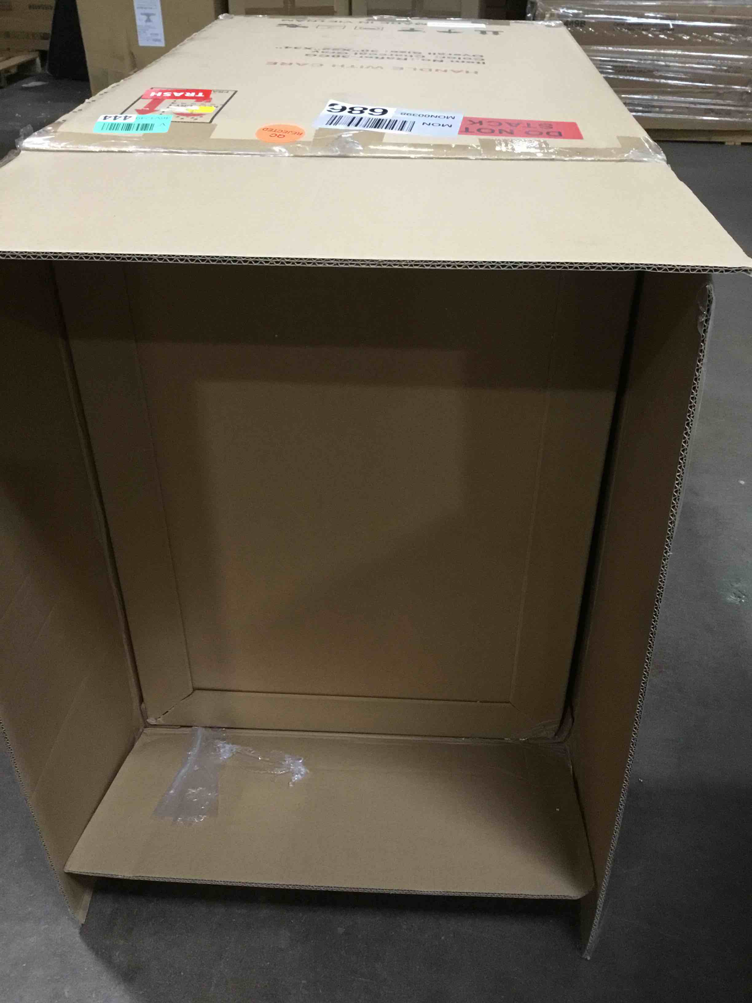 https://s3.amazonaws.com/lotting-images-prod/bidfta/PPE1496293_1735067438441.jpeg