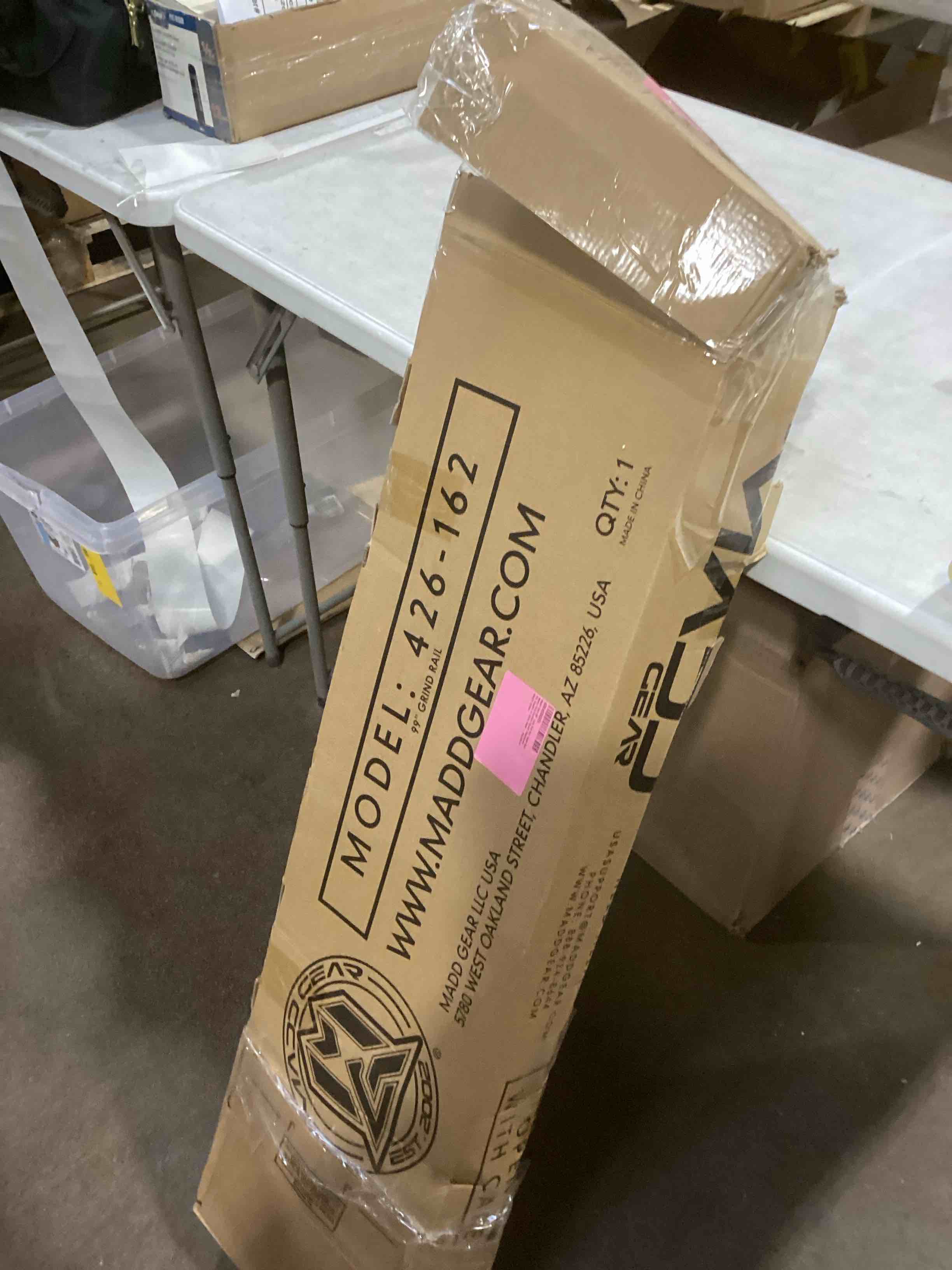 https://s3.amazonaws.com/lotting-images-prod/bidfta/PPE1496903_1736948082607.jpeg