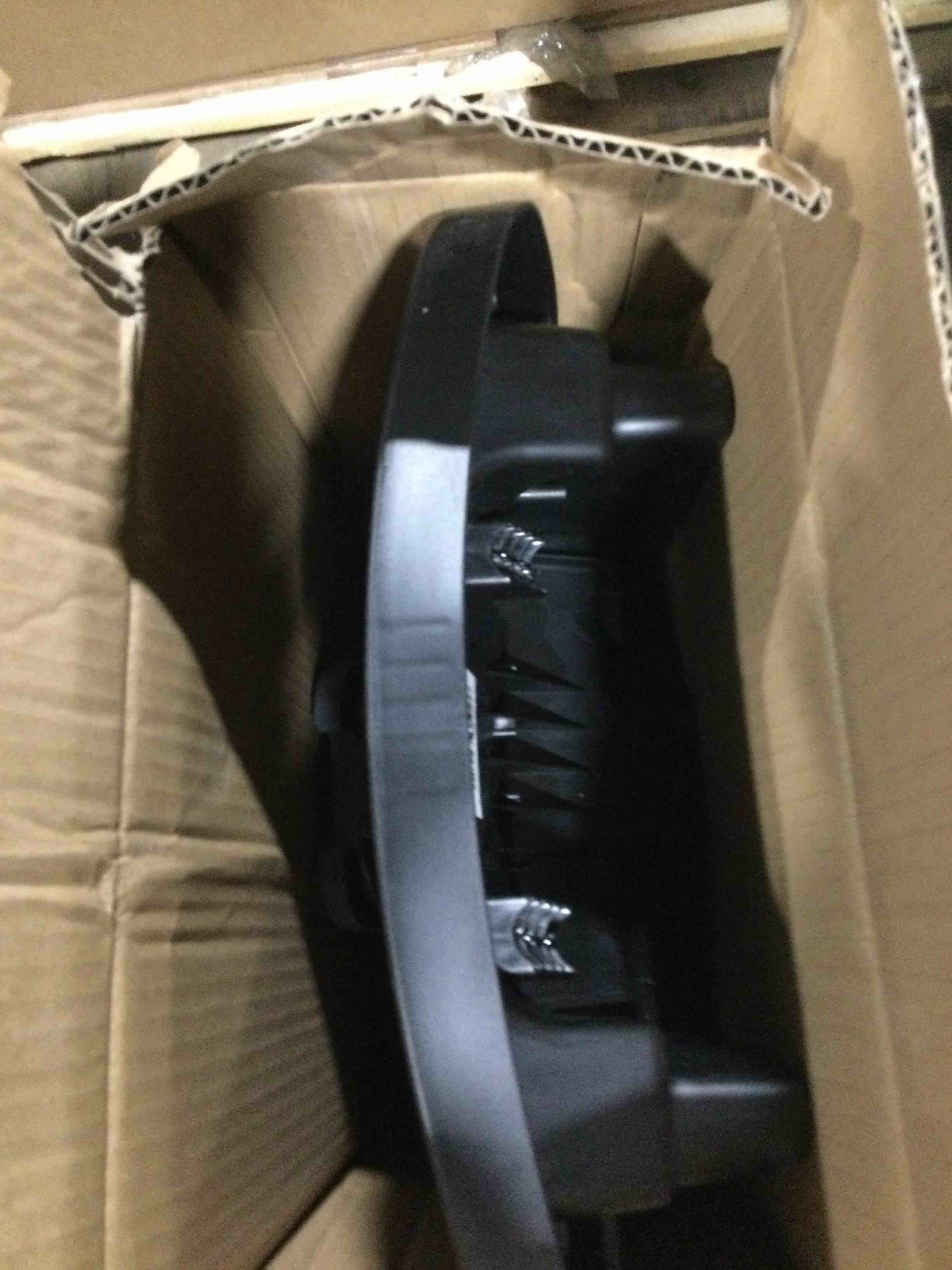 https://s3.amazonaws.com/lotting-images-prod/bidfta/PPE1497319_1737117132590.jpeg