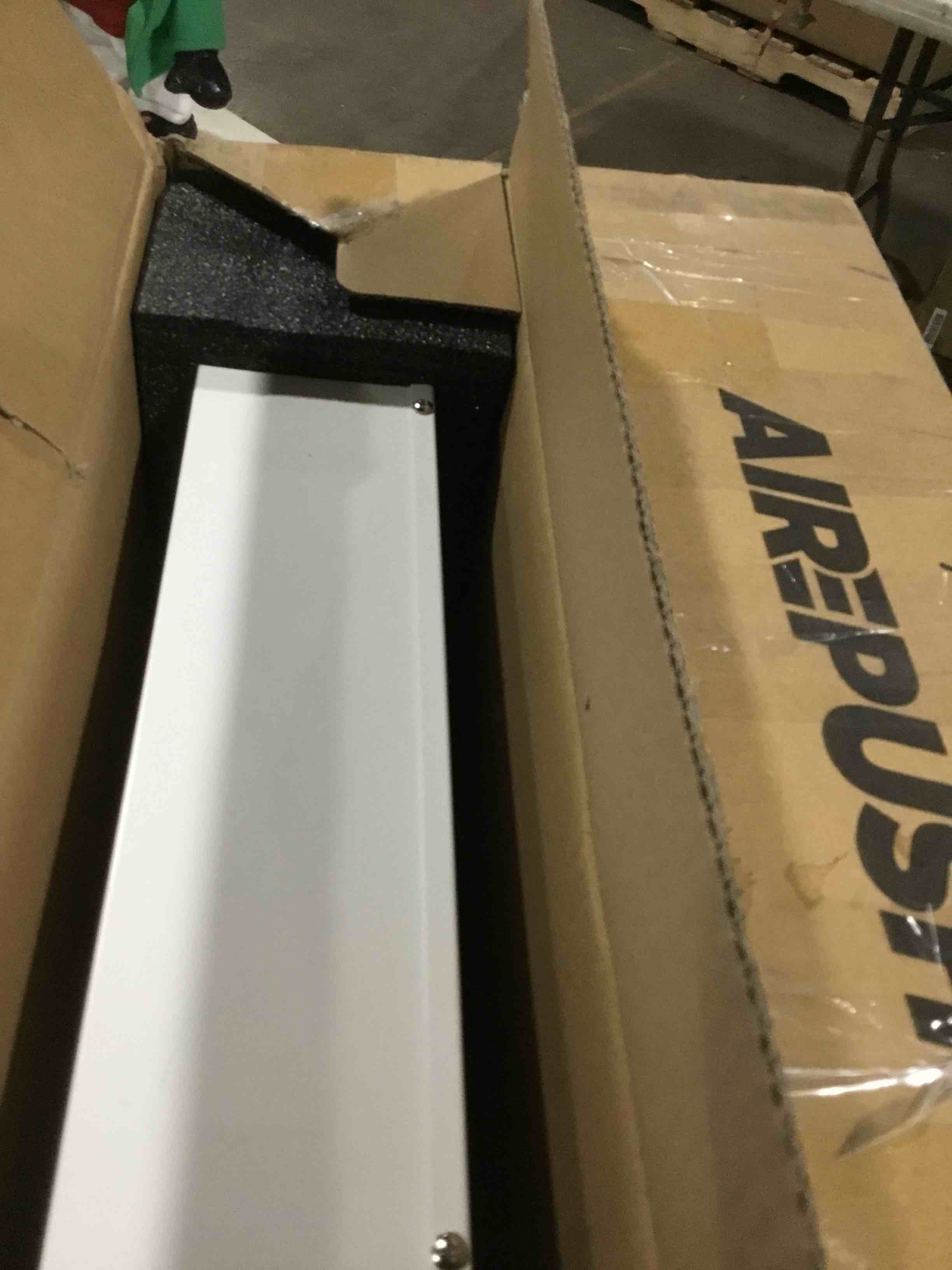 https://s3.amazonaws.com/lotting-images-prod/bidfta/PPE1497601_1737463742361.jpeg