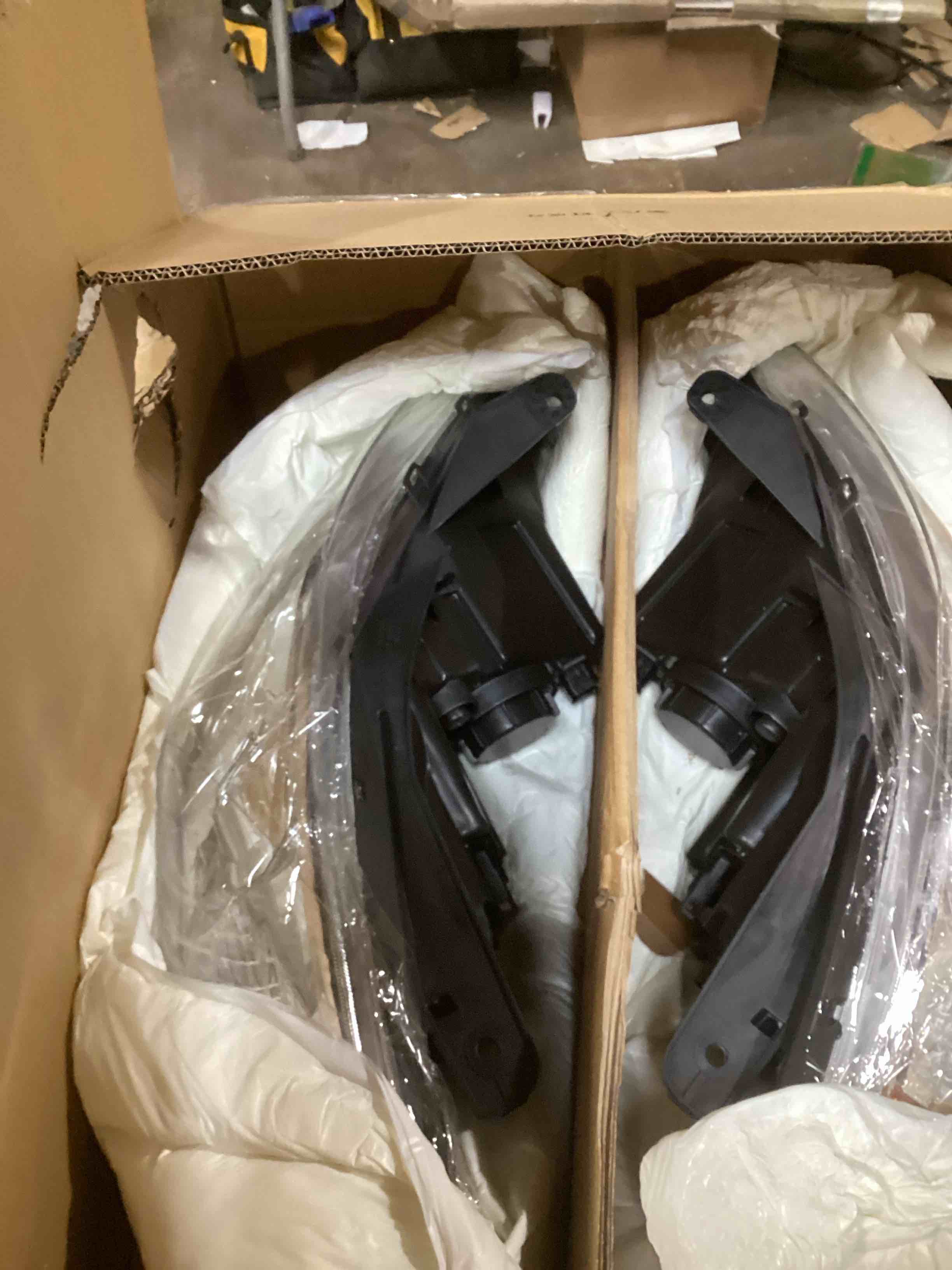 https://s3.amazonaws.com/lotting-images-prod/bidfta/PPE1497761_1737655098987.jpeg