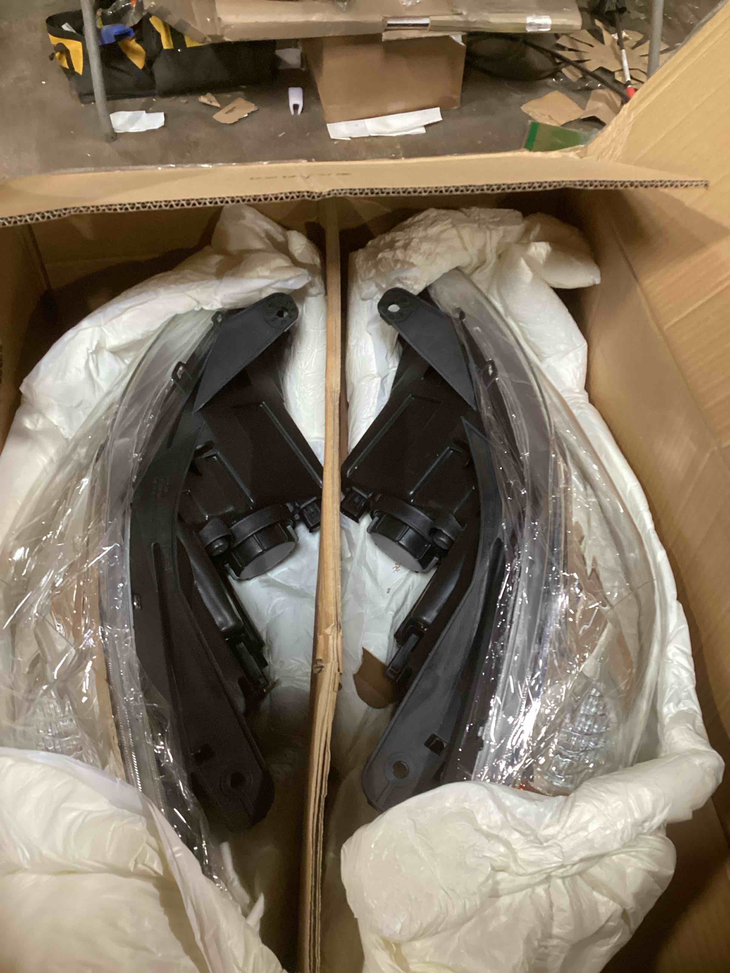 https://s3.amazonaws.com/lotting-images-prod/bidfta/PPE1497761_1737655100720.jpeg