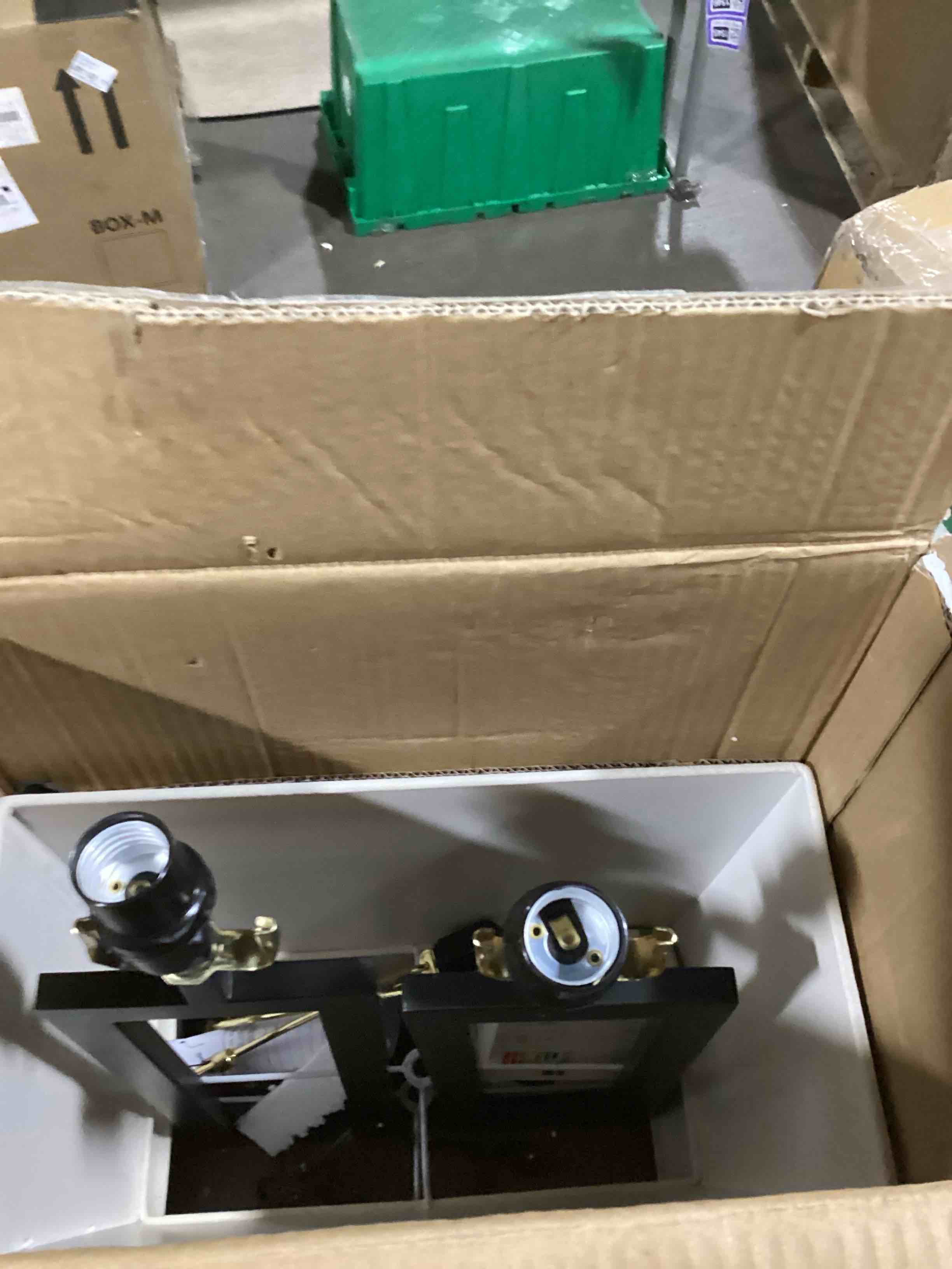 https://s3.amazonaws.com/lotting-images-prod/bidfta/PPE1498459_1736340474965.jpeg