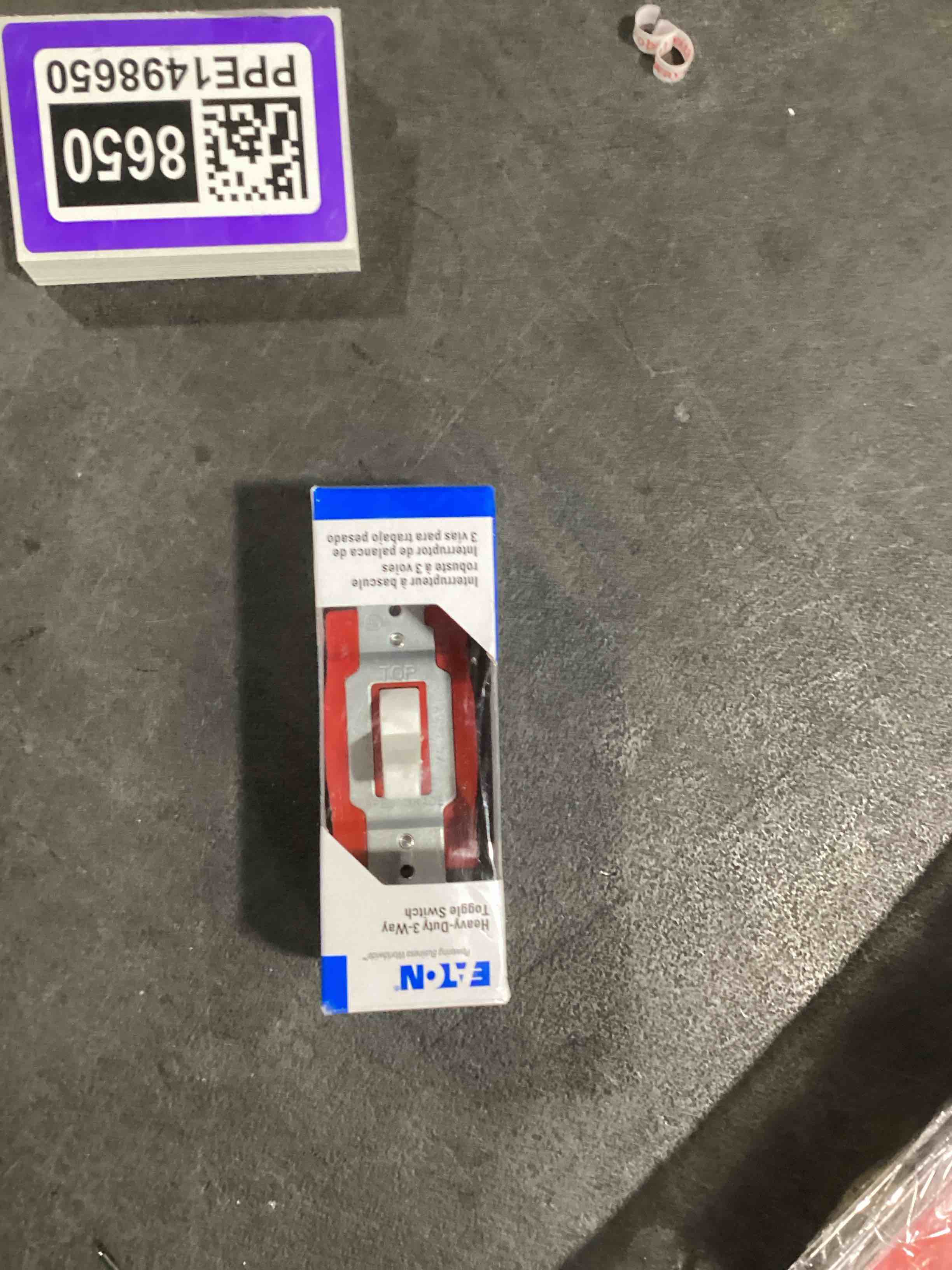 Eaton Heavy- Duty 3-Way Toggle Switch White finish three-way commercial grade toggle switch offers 20A, 120/277V capacity designed to provide dependable and long-lasting performance in a wide range of applications.