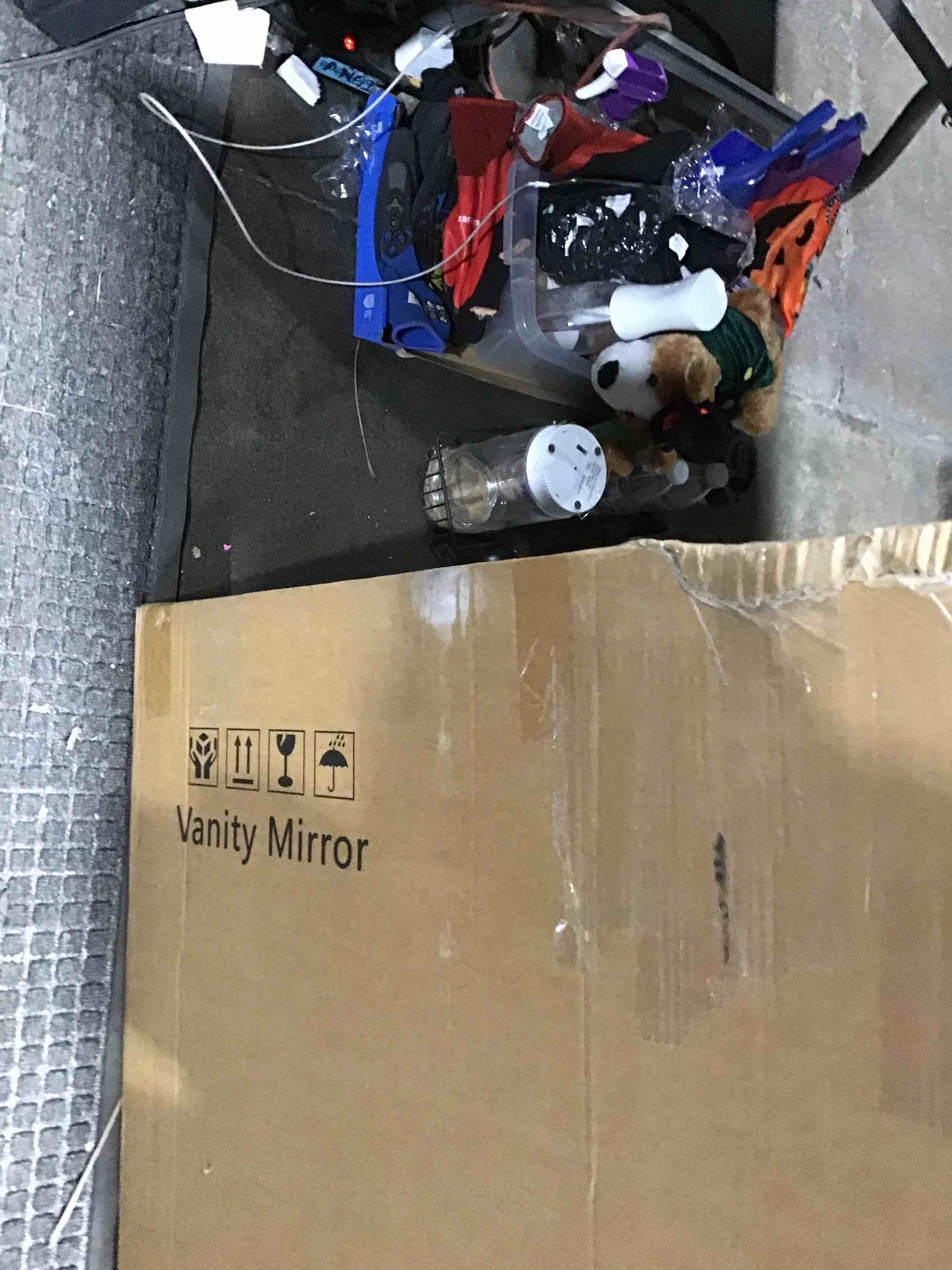 https://s3.amazonaws.com/lotting-images-prod/bidfta/PPE1498954_1736885208726.jpeg