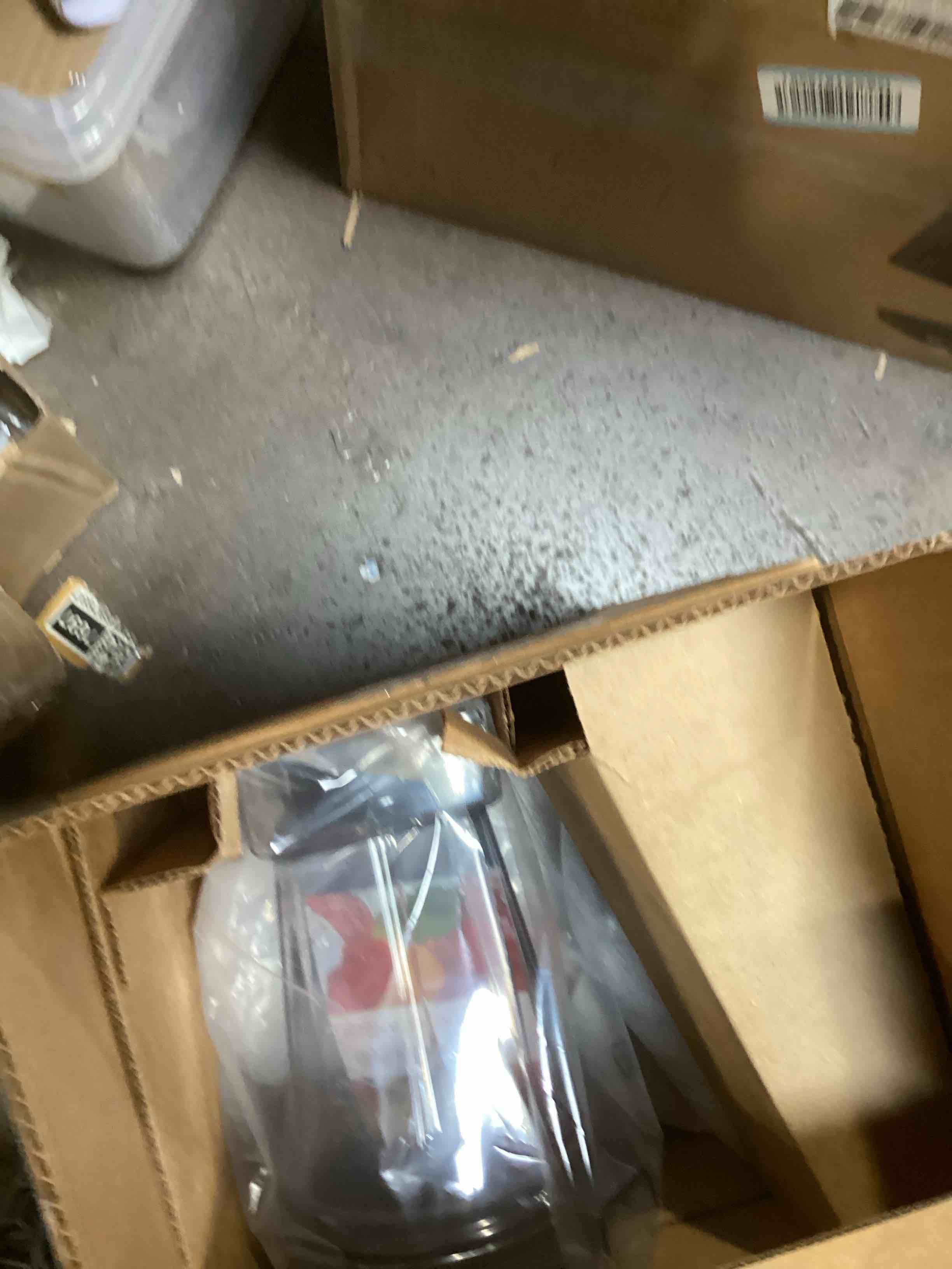 https://s3.amazonaws.com/lotting-images-prod/bidfta/PPE1499356_1737135829739.jpeg