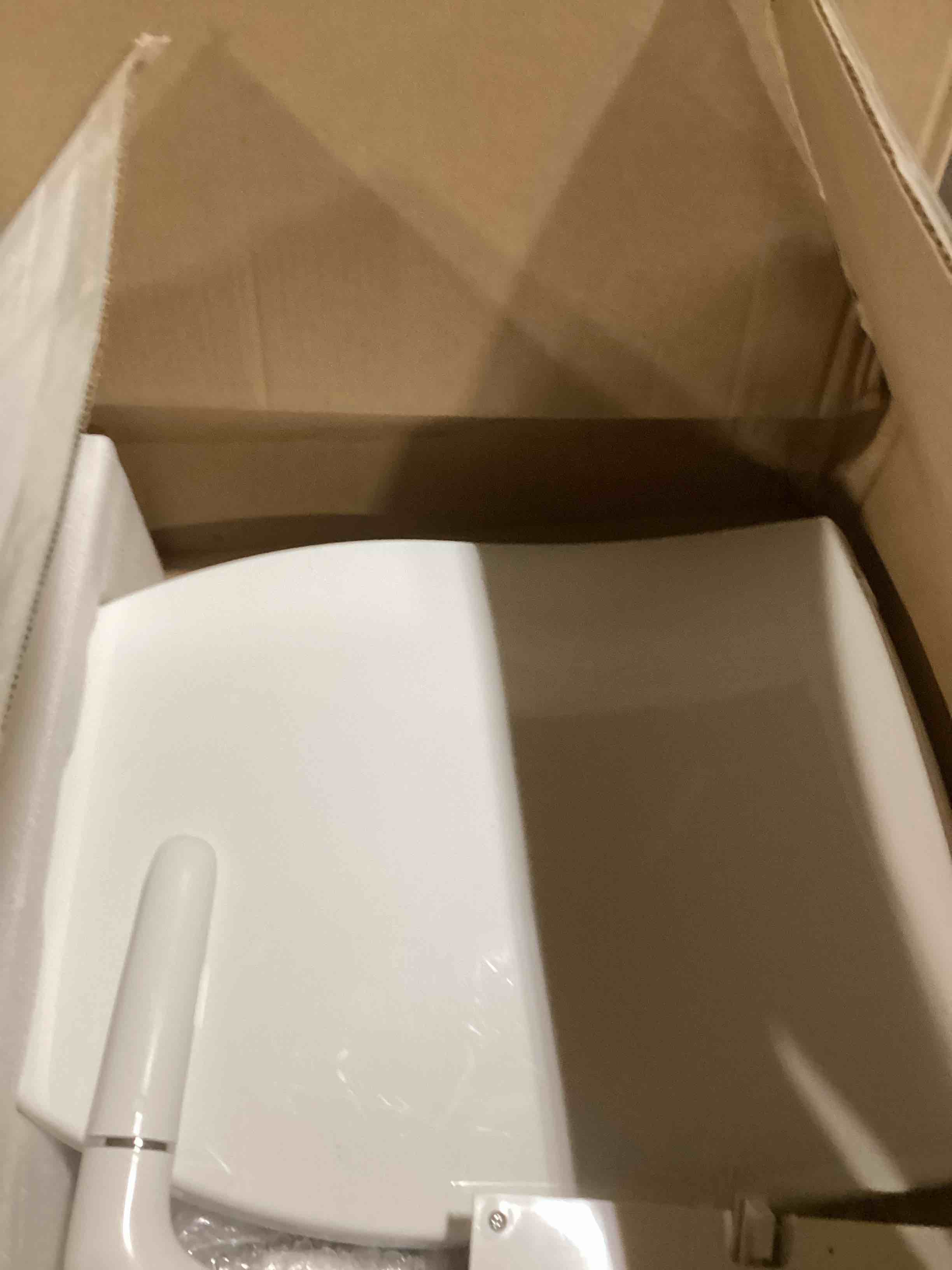 https://s3.amazonaws.com/lotting-images-prod/bidfta/PPE1499422_1737461594778.jpeg