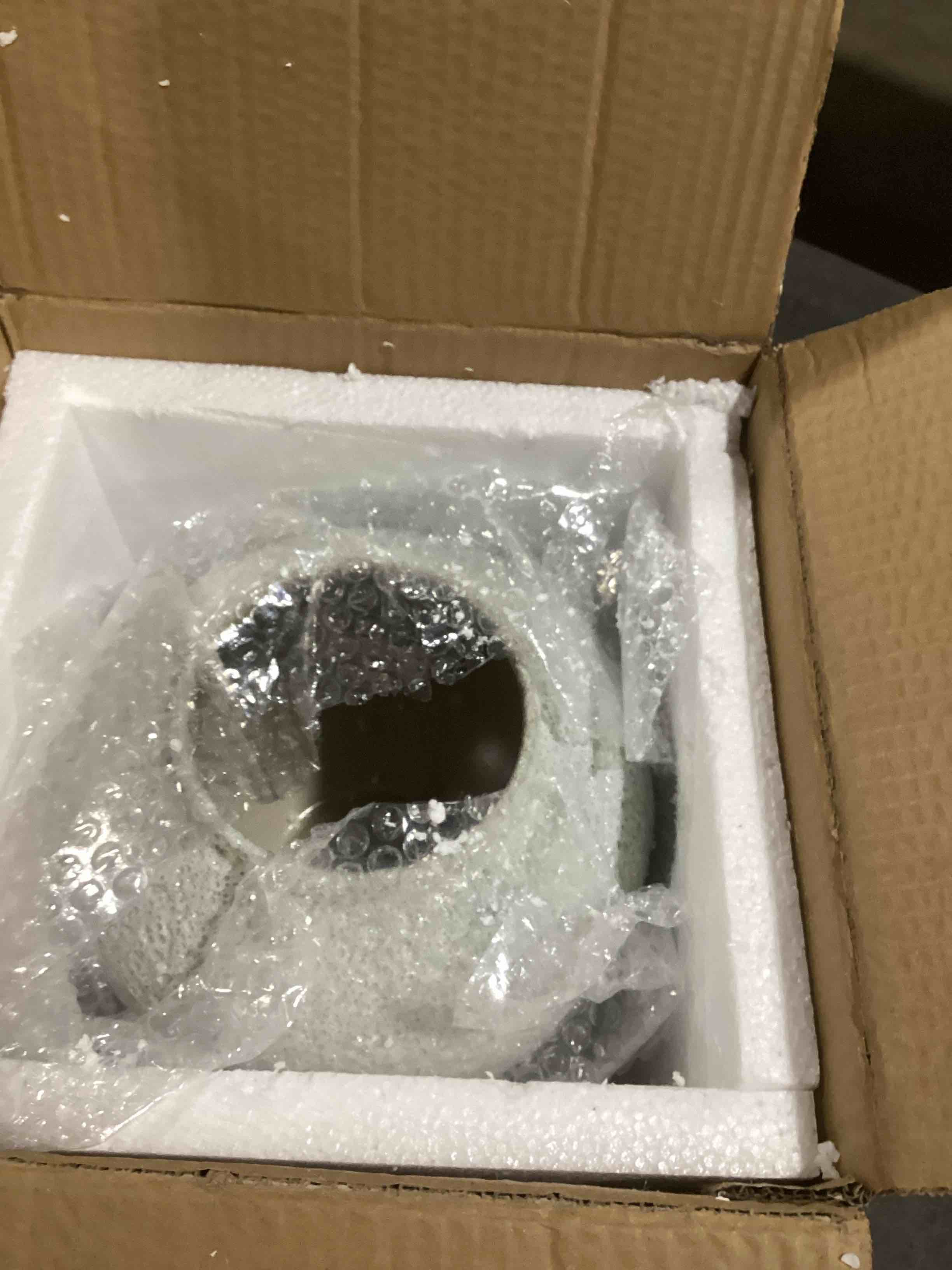 https://s3.amazonaws.com/lotting-images-prod/bidfta/PPE1499432_1737463395947.jpeg