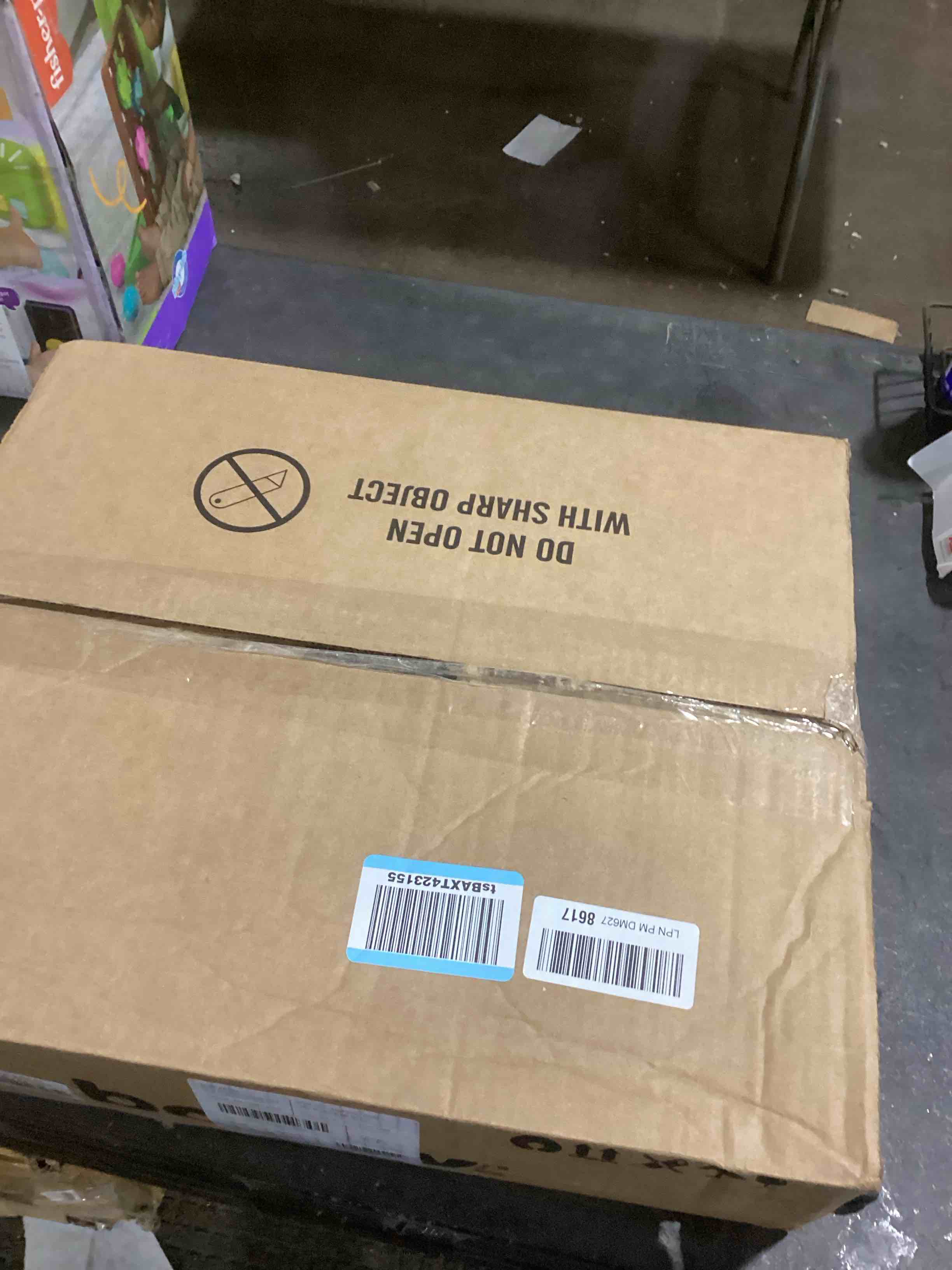 https://s3.amazonaws.com/lotting-images-prod/bidfta/PPE1500527_1738173430217.jpeg