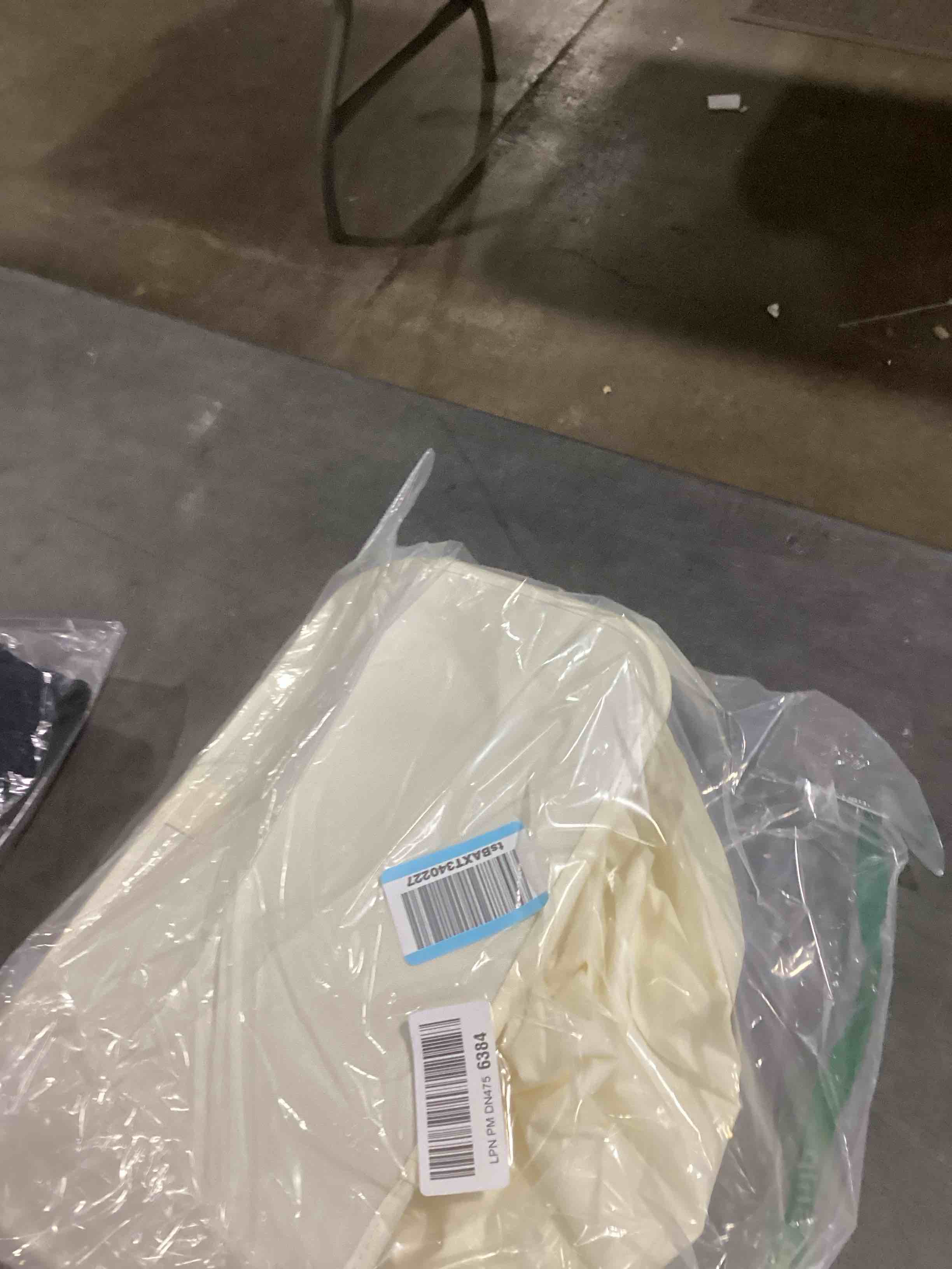 https://s3.amazonaws.com/lotting-images-prod/bidfta/PPE1500607_1738181211901.jpeg