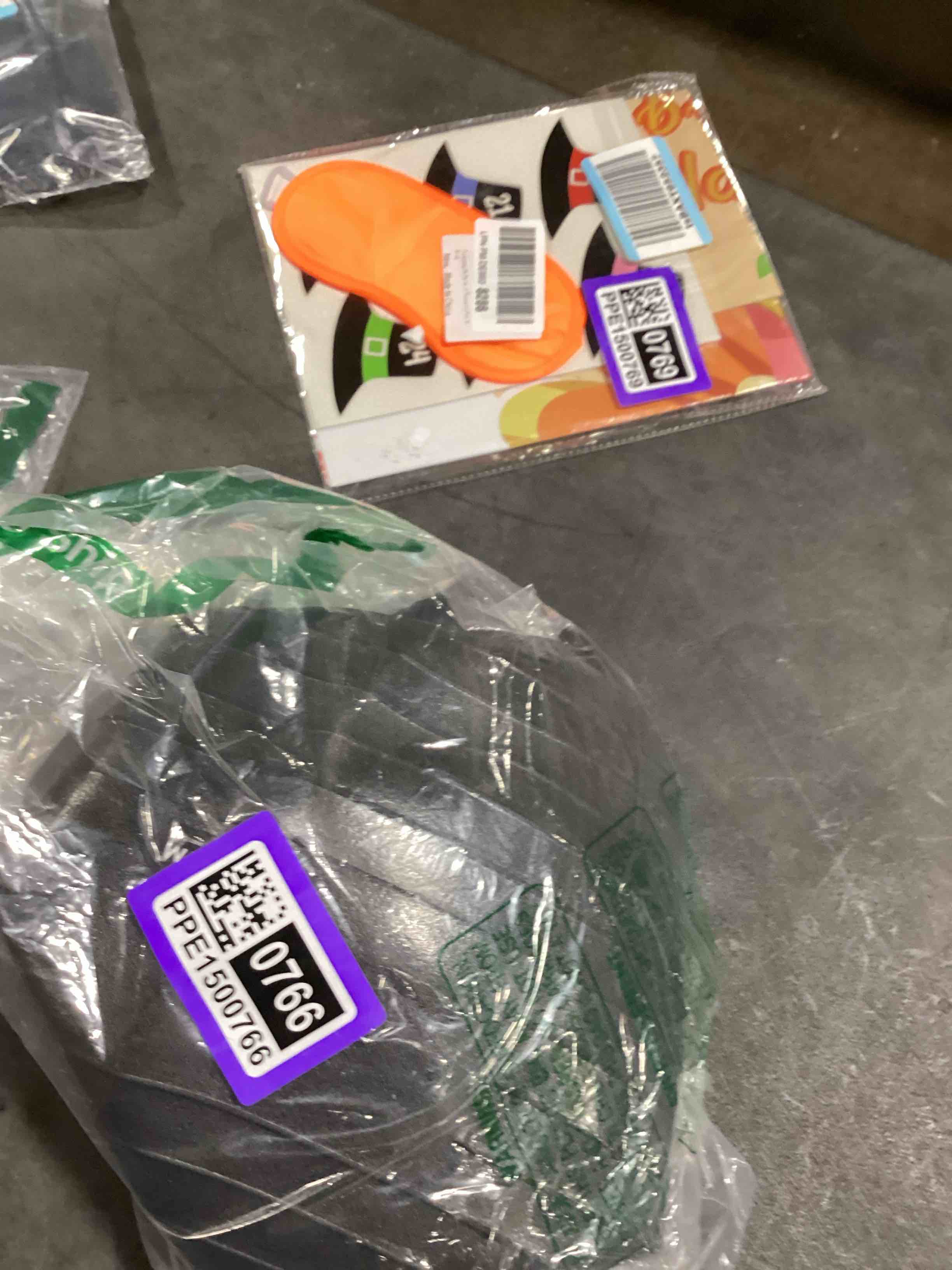 https://s3.amazonaws.com/lotting-images-prod/bidfta/PPE1500766_1738338120355.jpeg