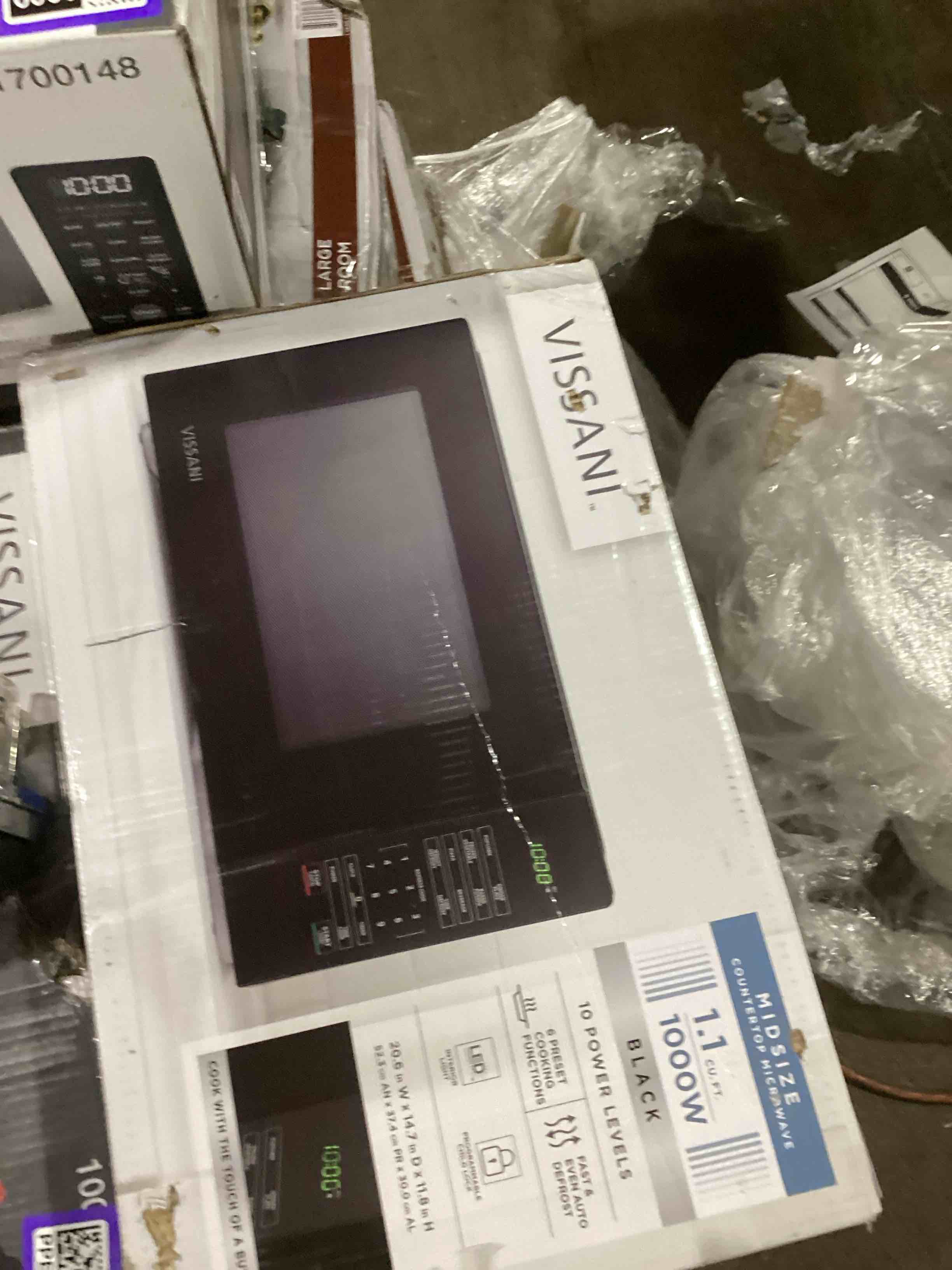 1.1 cu. ft. Countertop Microwave Oven in Black