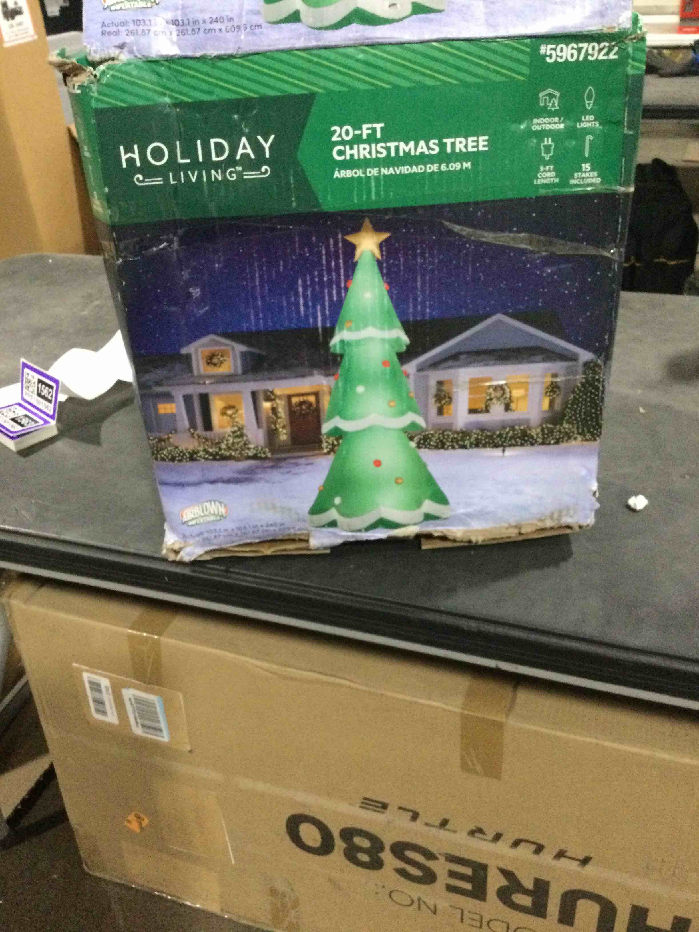 holiday living 20ft Christmas tree