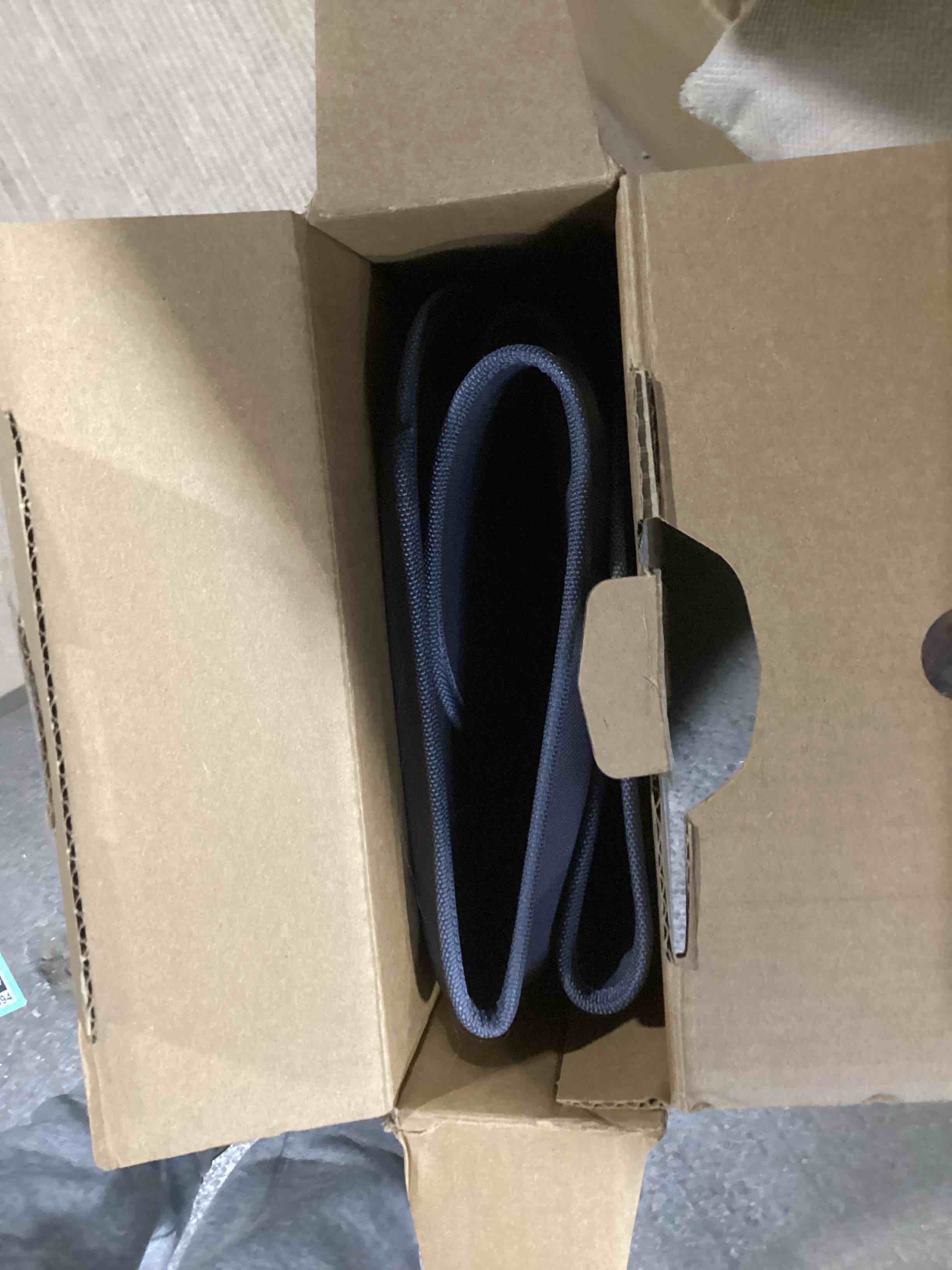 https://s3.amazonaws.com/lotting-images-prod/bidfta/PPE1502314_1737471548225.jpeg