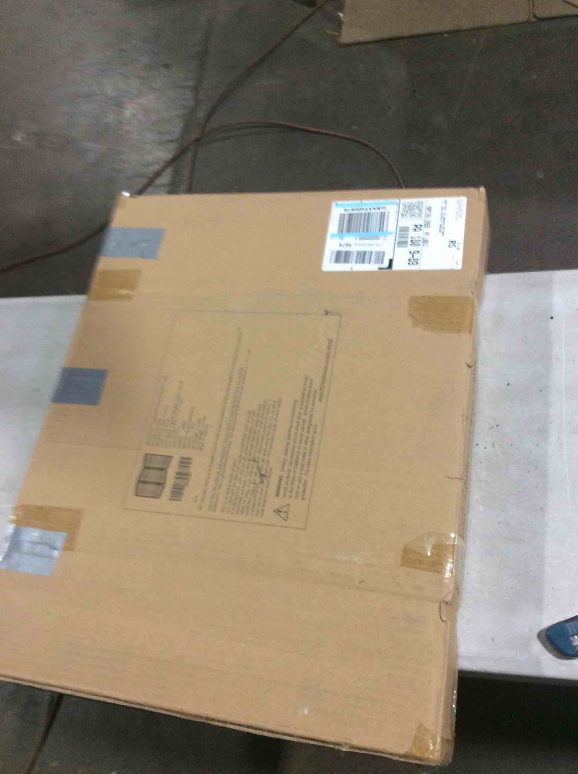 https://s3.amazonaws.com/lotting-images-prod/bidfta/PPE1502830_1738008649714.jpeg