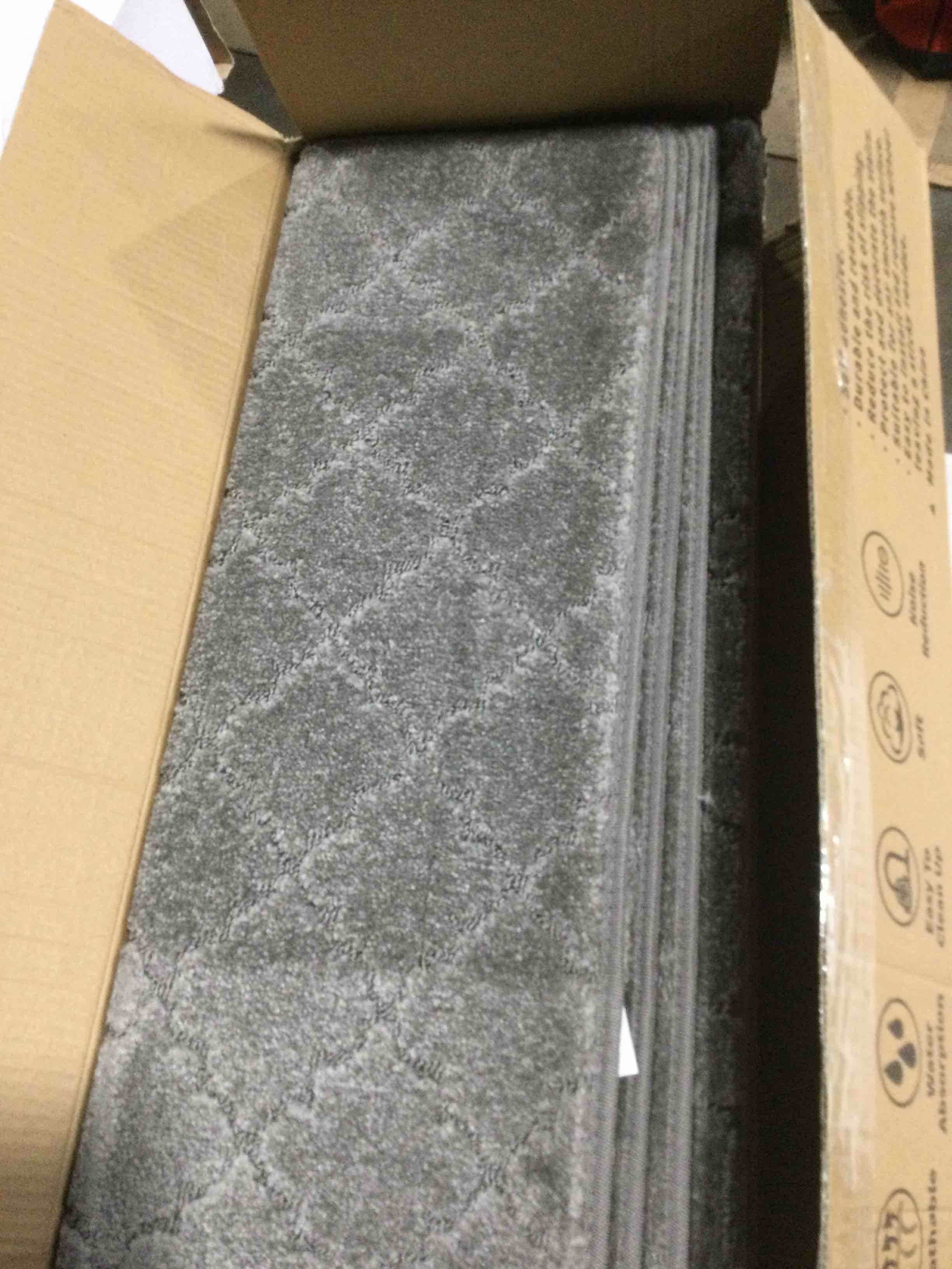 https://s3.amazonaws.com/lotting-images-prod/bidfta/PPE1503087_1738166120064.jpeg