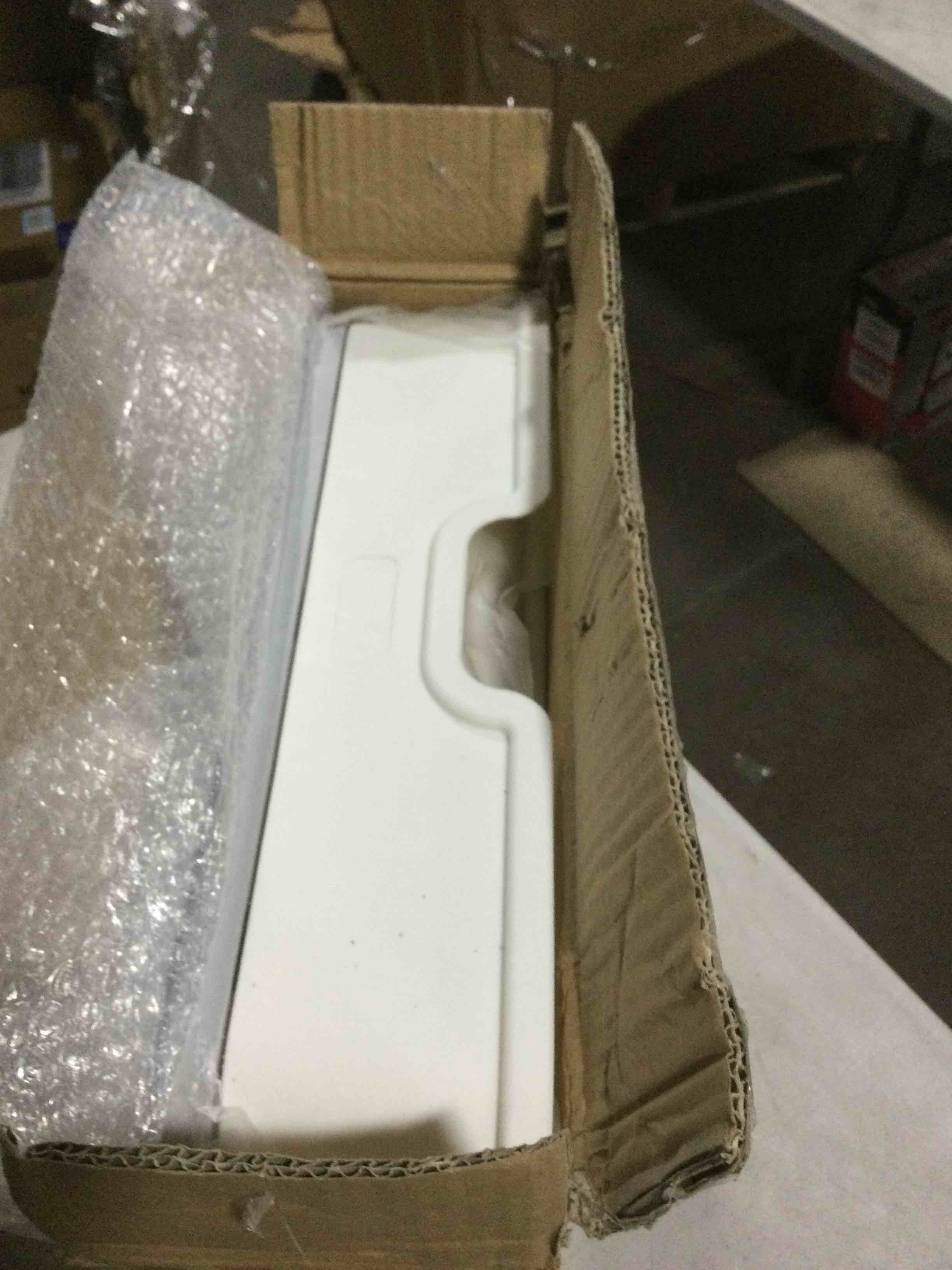 https://s3.amazonaws.com/lotting-images-prod/bidfta/PPE1503200_1738240384918.jpeg