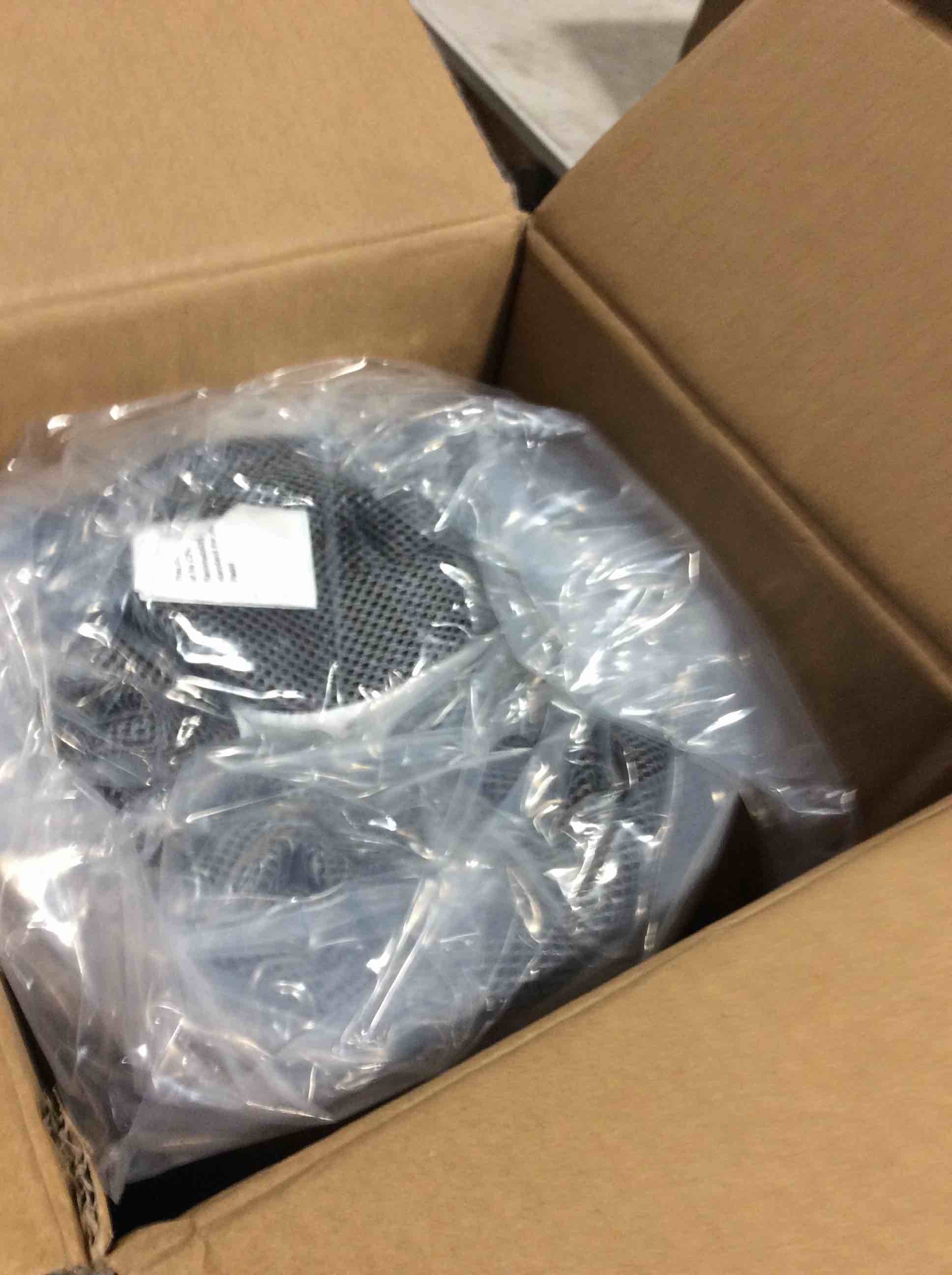 https://s3.amazonaws.com/lotting-images-prod/bidfta/PPE1503257_1738251330137.jpeg