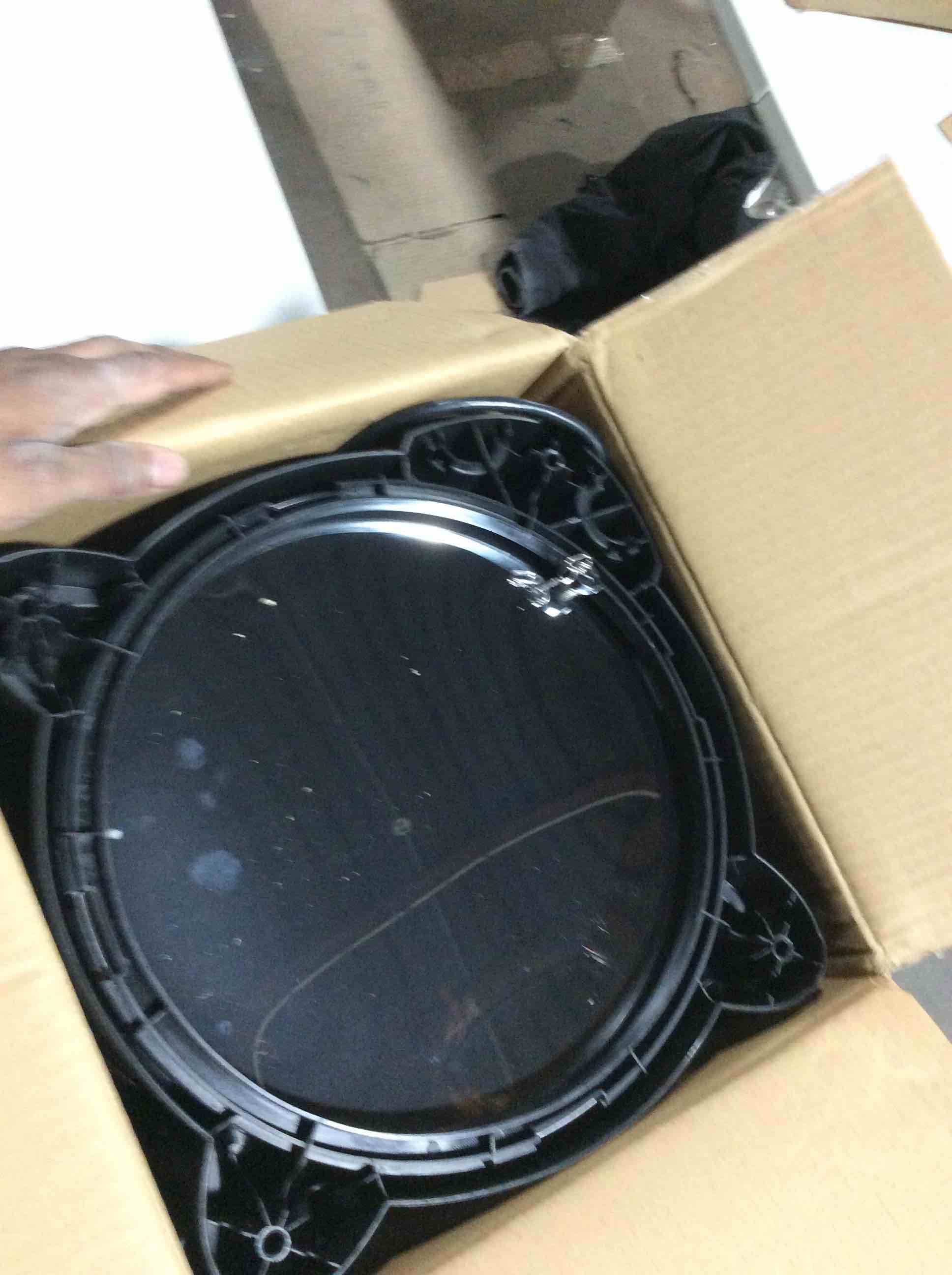 https://s3.amazonaws.com/lotting-images-prod/bidfta/PPE1503327_1738263850383.jpeg