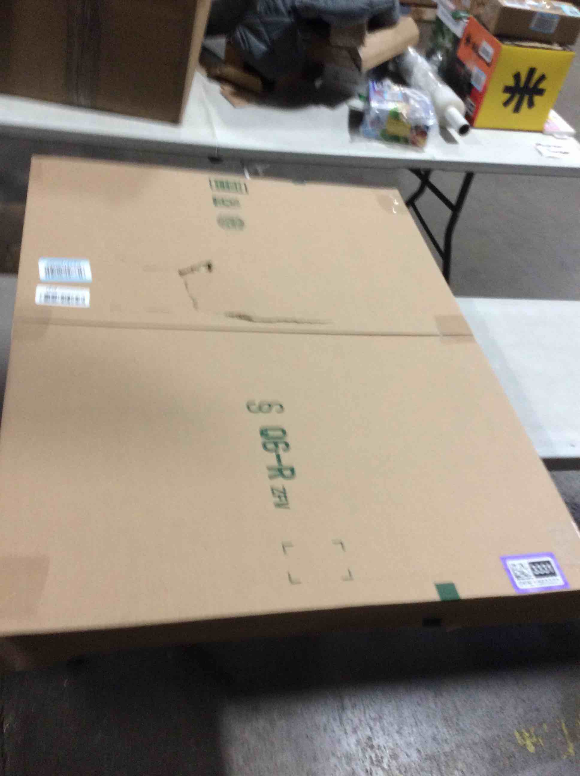 https://s3.amazonaws.com/lotting-images-prod/bidfta/PPE1503331_1738264249823.jpeg